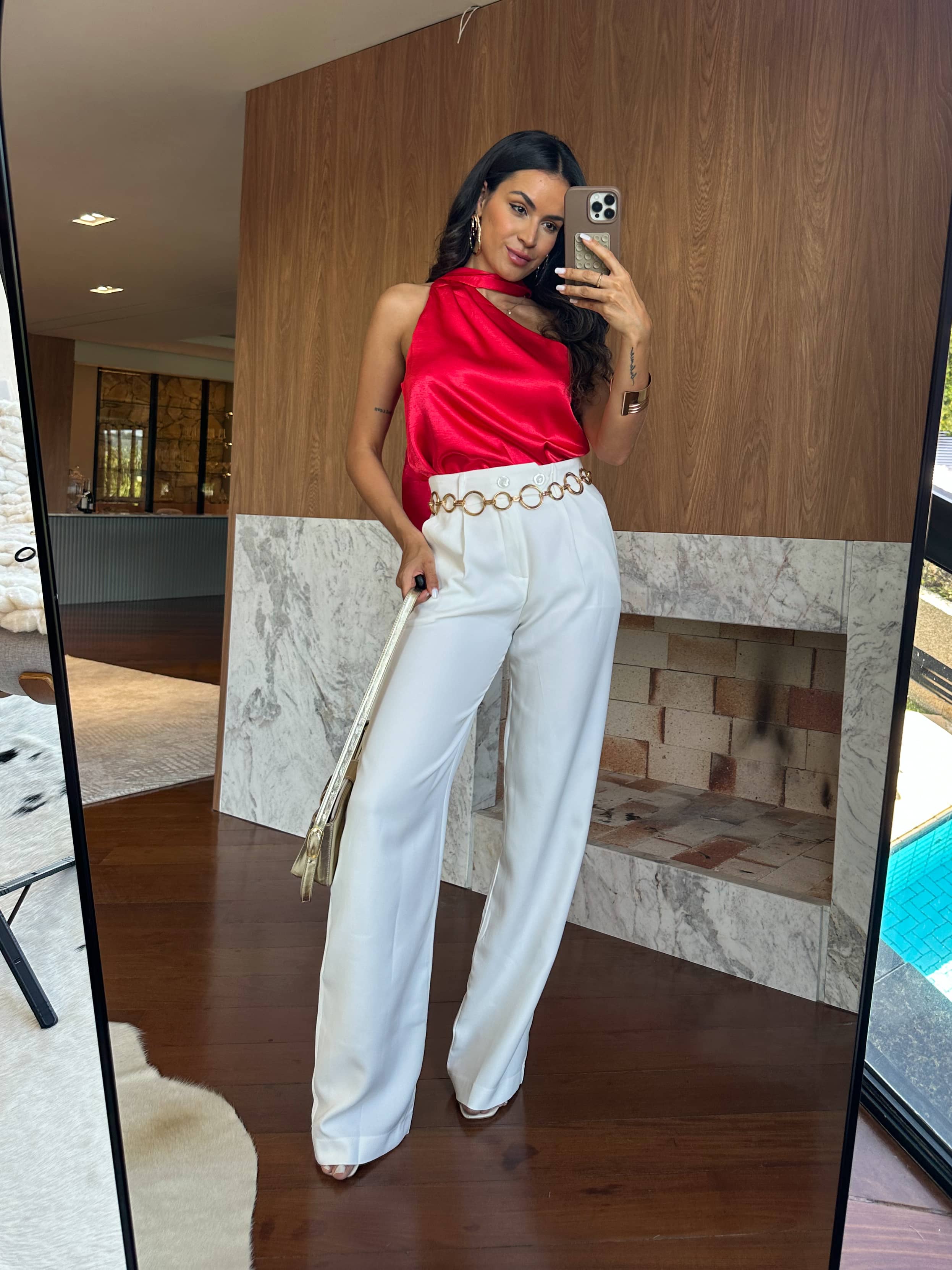 Blusa Acetinada Vermelho Carla