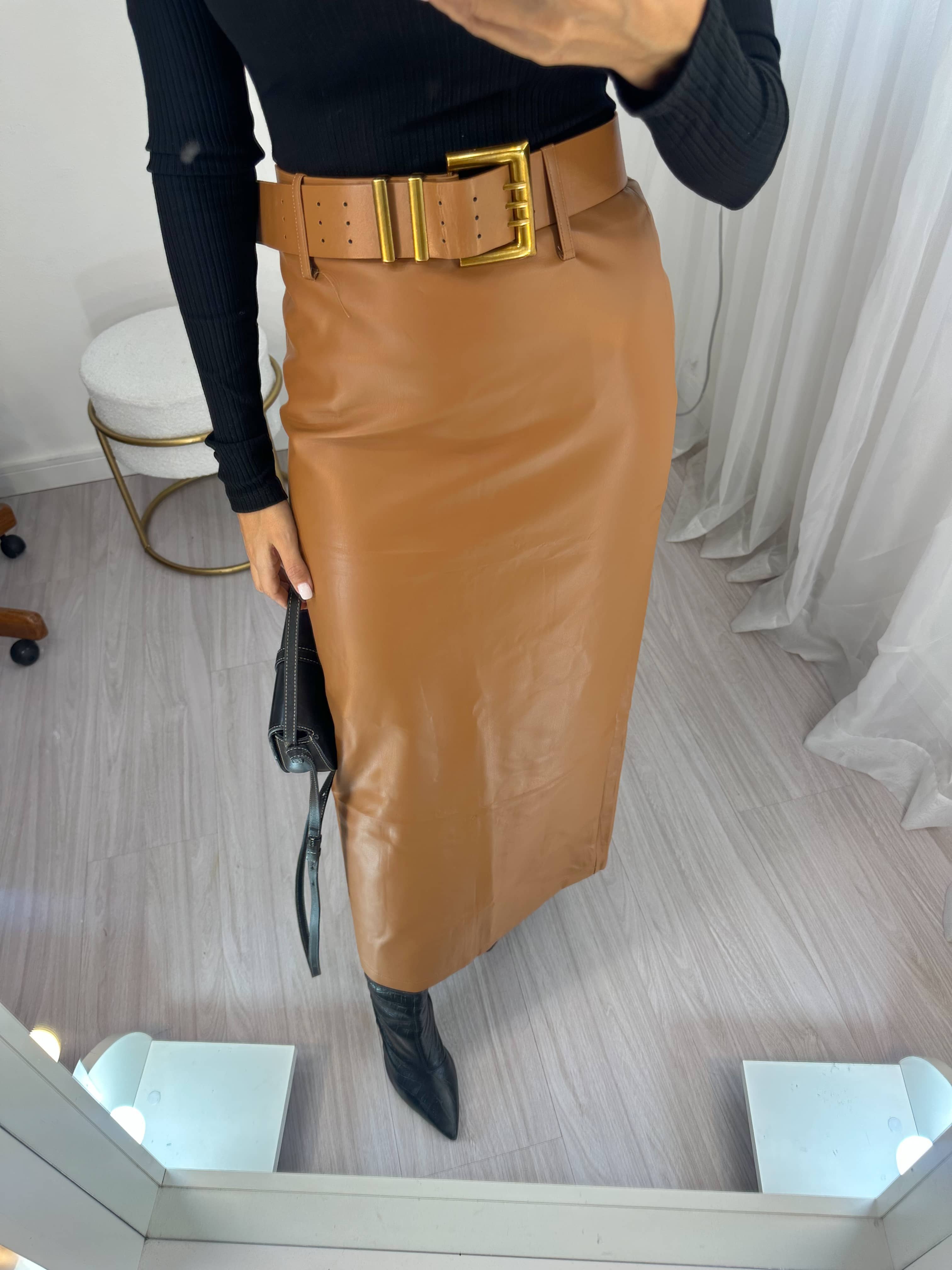 Saia Midi Mocha Mousse Vilma Marrom