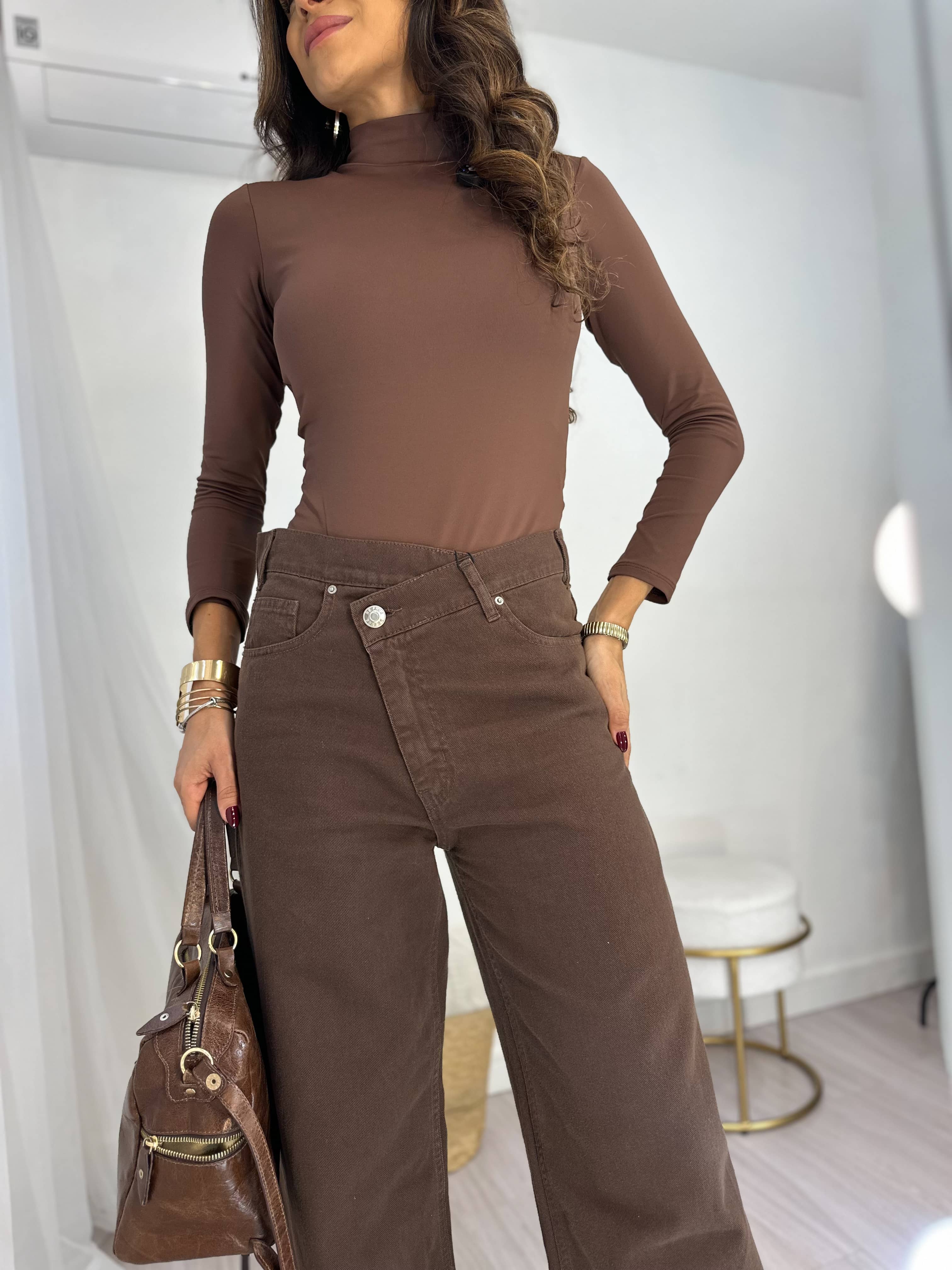 Calça Wide Leg Cós Transversal Marrom Maju