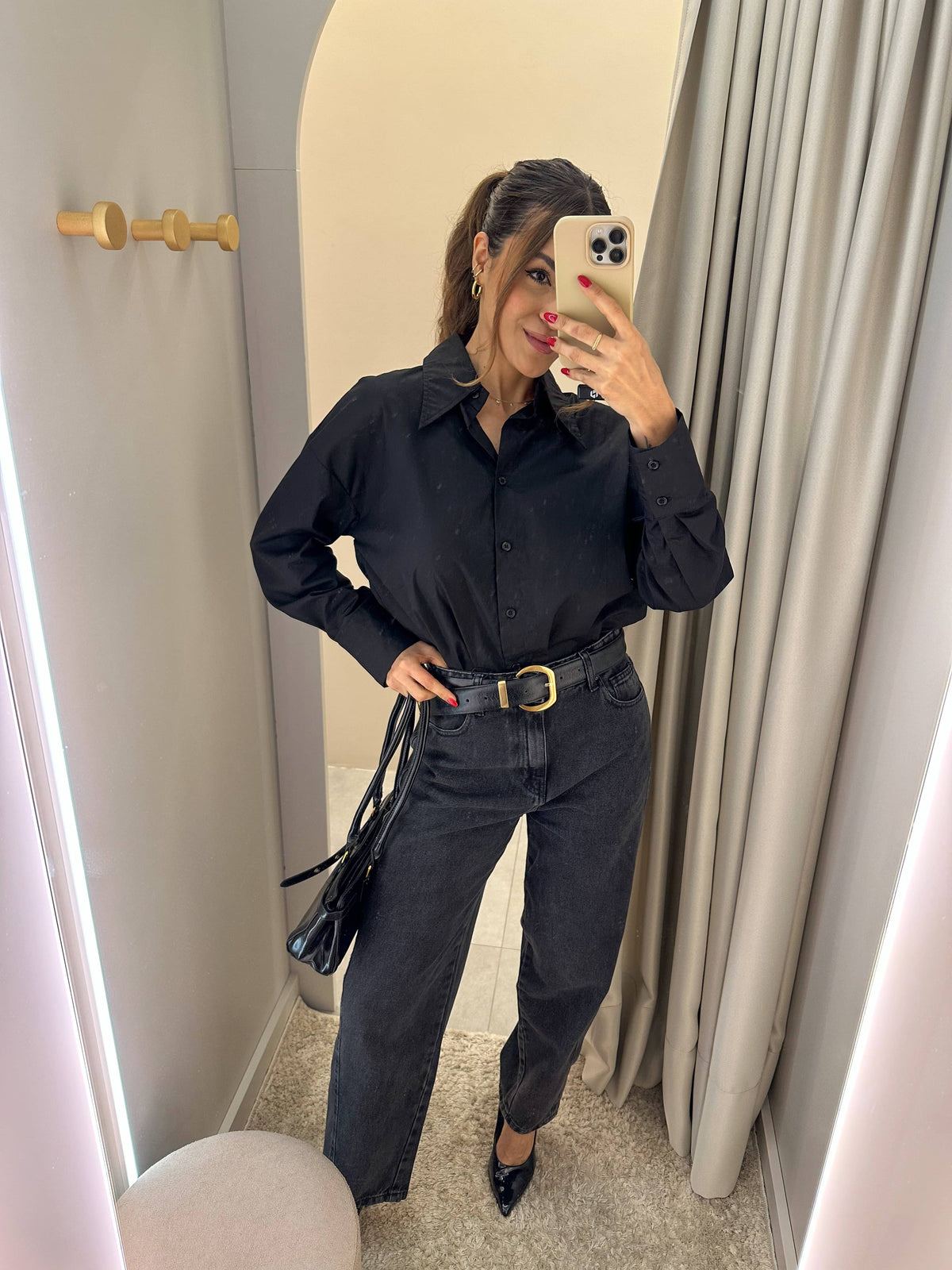 Camisa Alfaiataria Preta Lidia