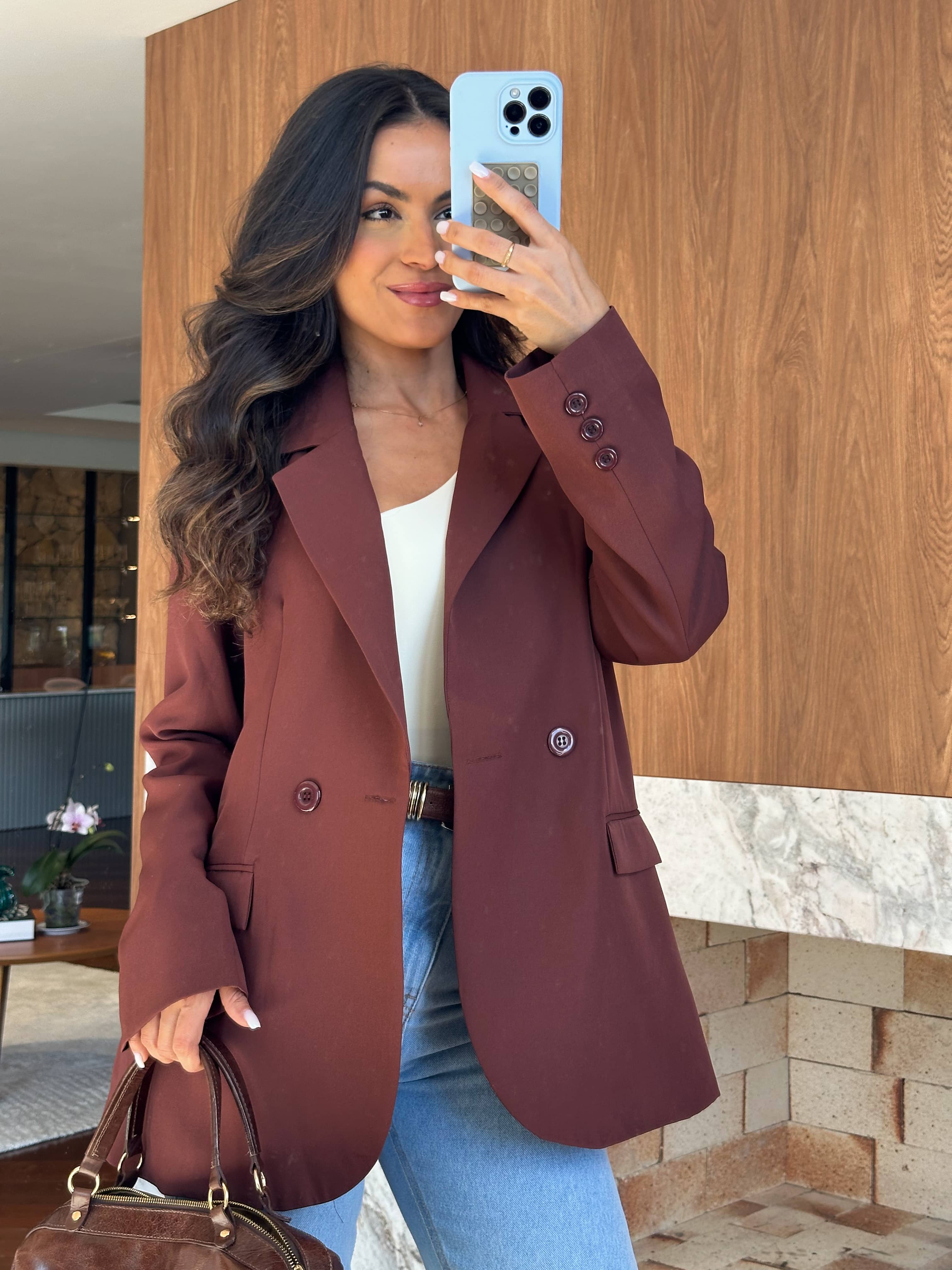 Blazer Over Marrom Glow