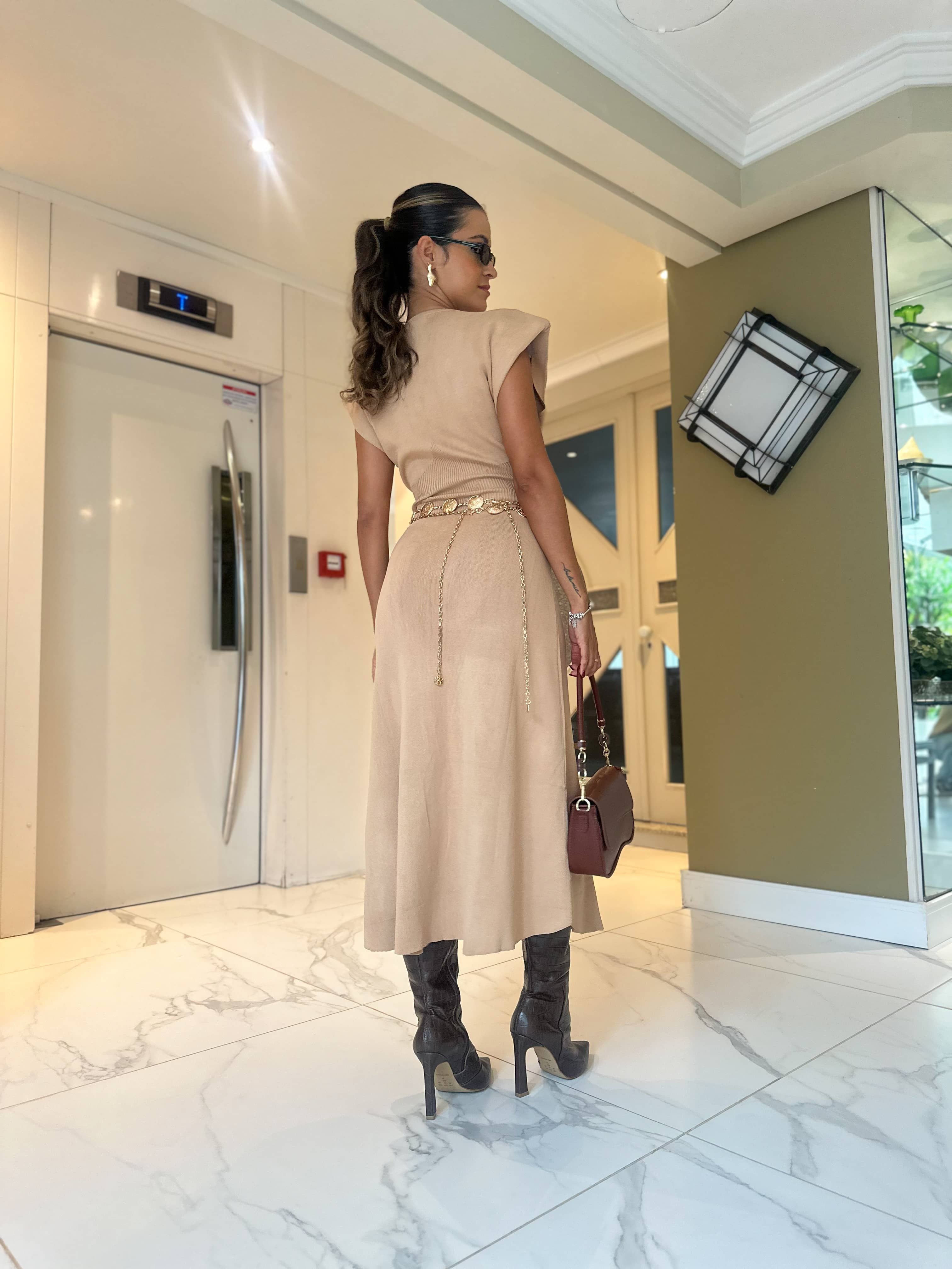 Vestido Midi Nude Bily