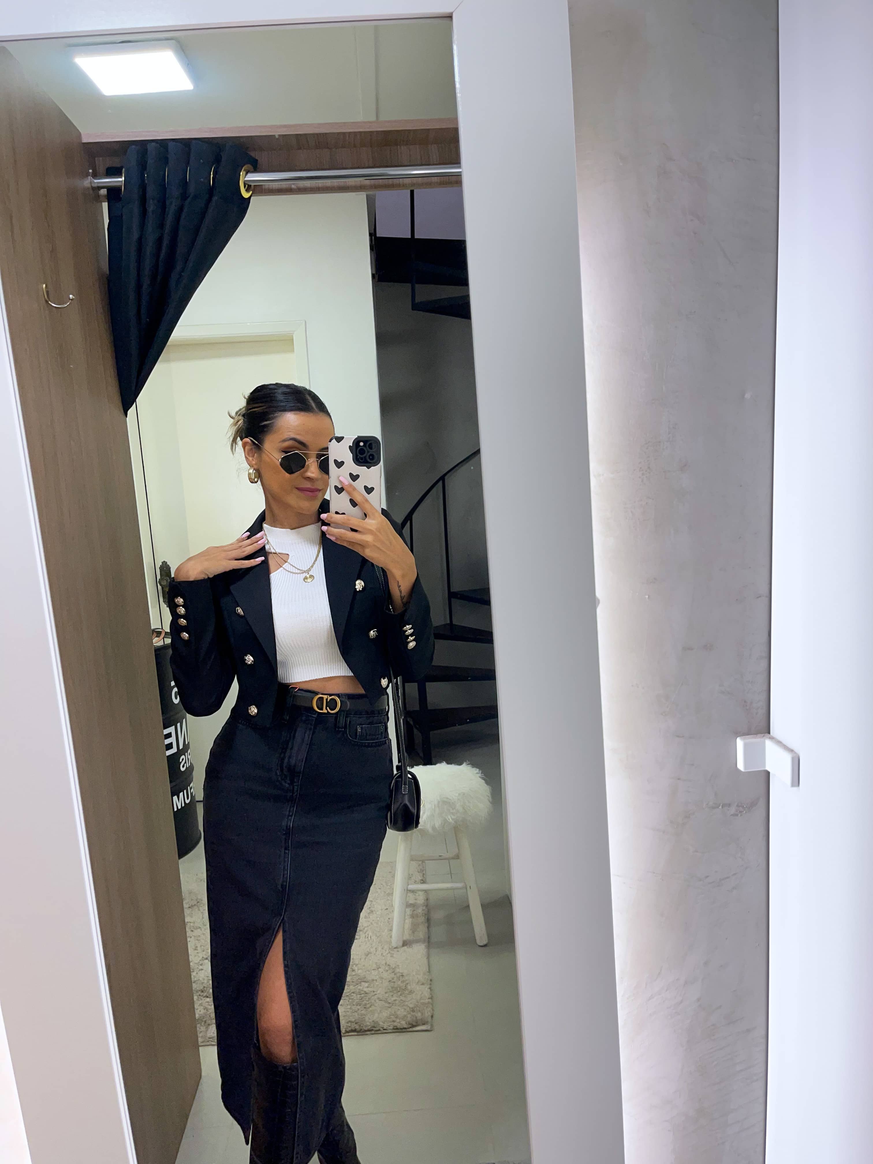 Blazer Curto Izzy Preto