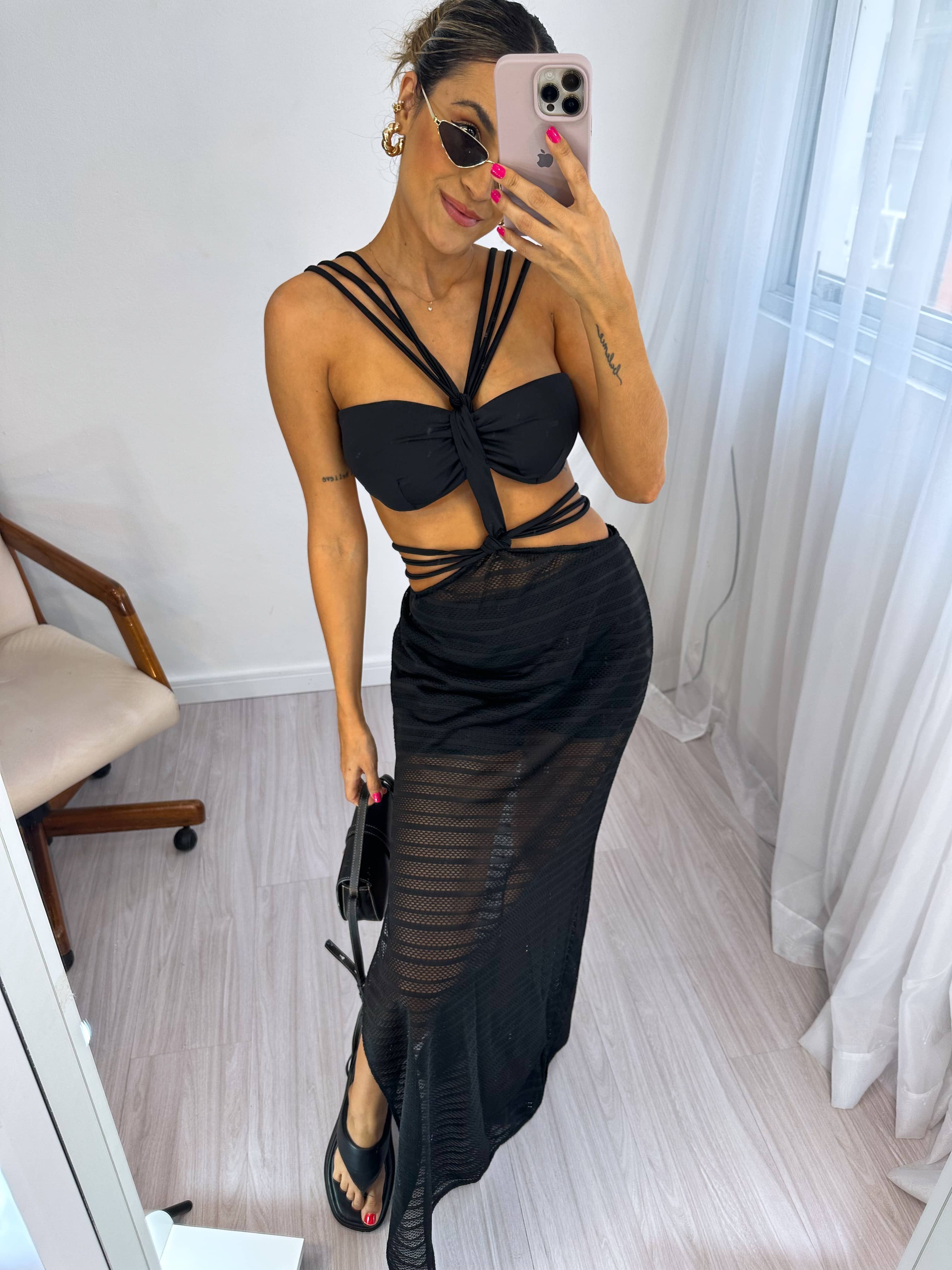 Vestido Preto Alongado Canas