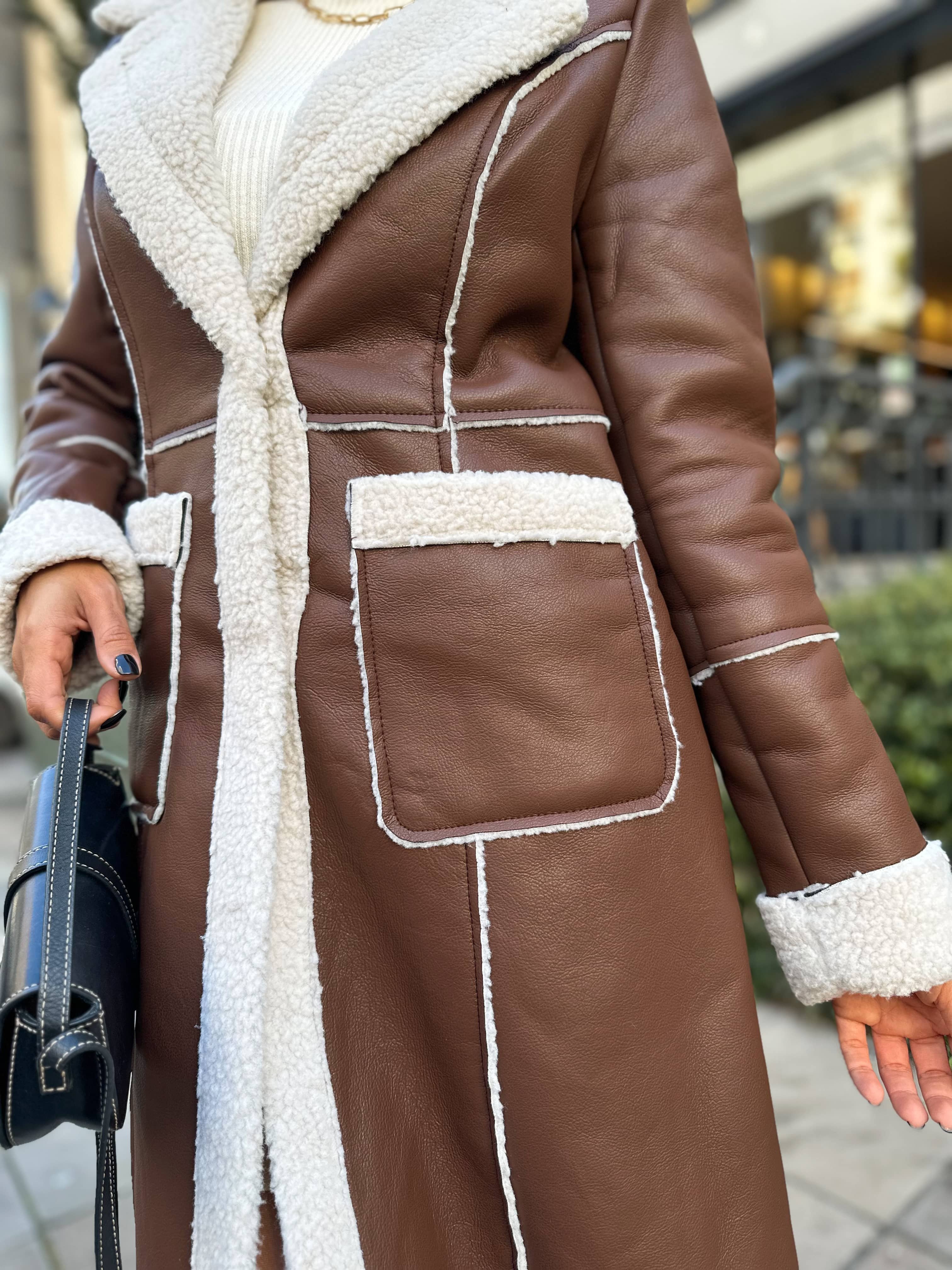 Casaco Alongado Marrom Charli