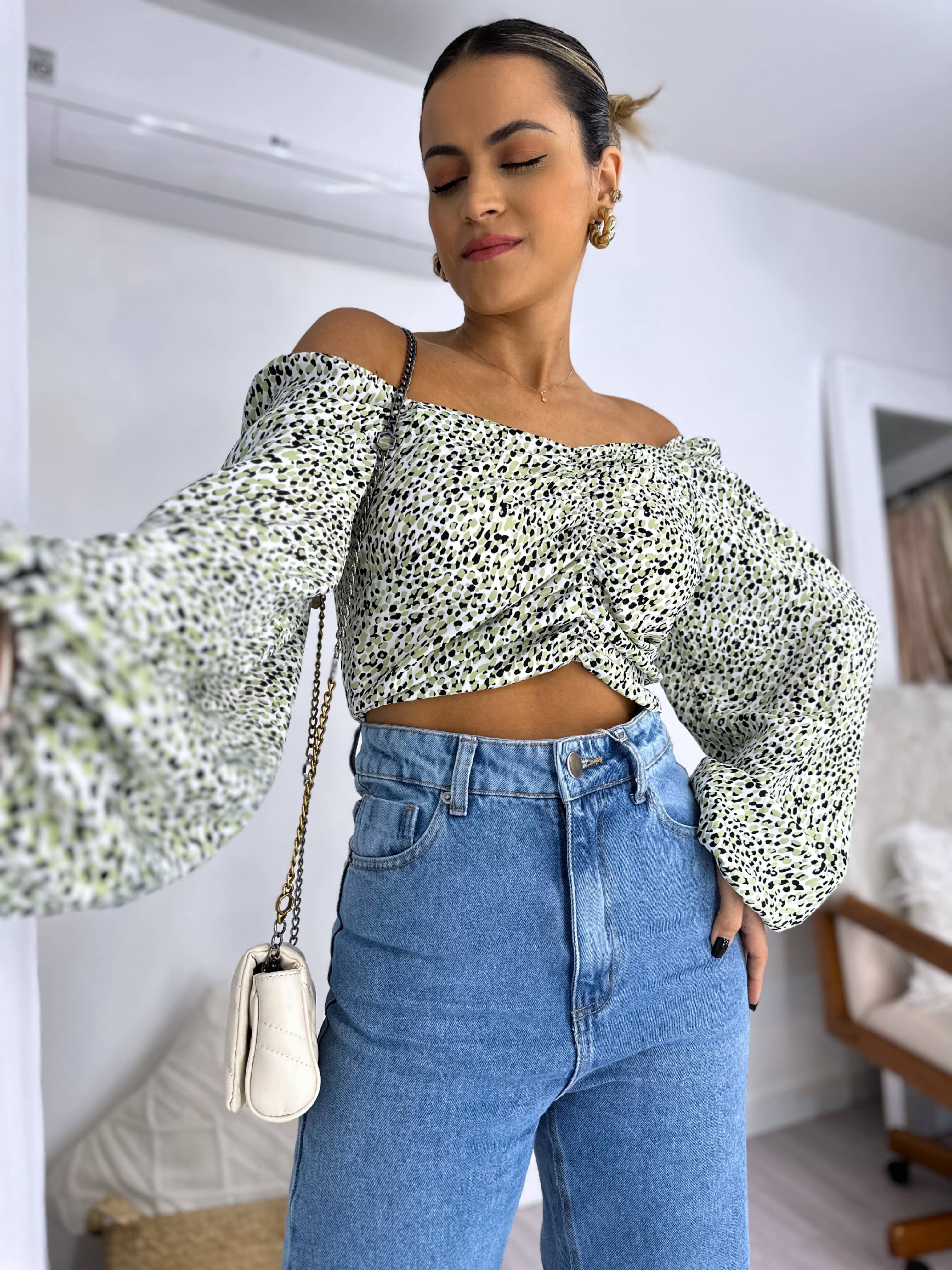 Cropped Manga Longa Paula