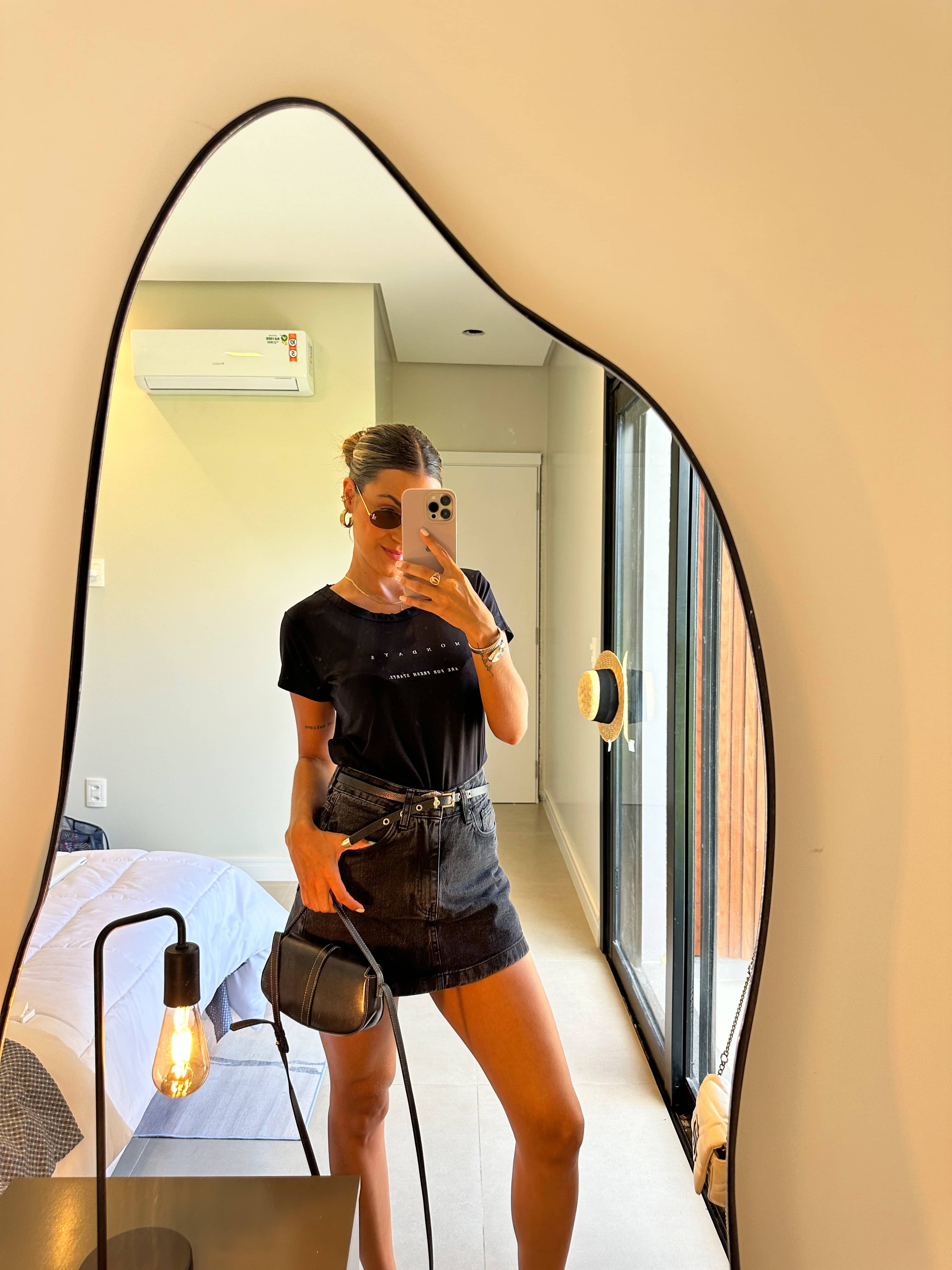 T-shirt Mondays Preta