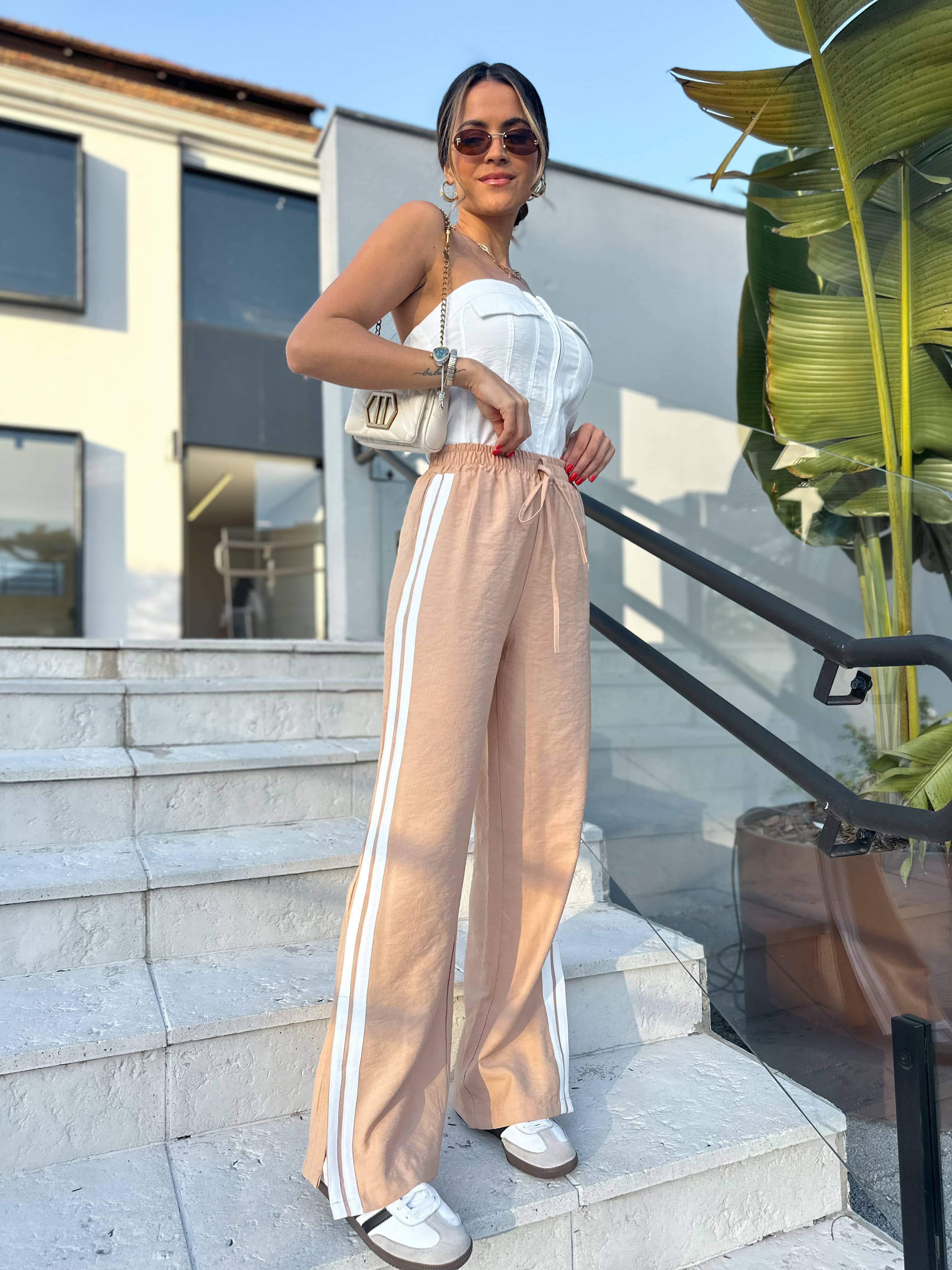 Calça Wide Leg Nude Olye