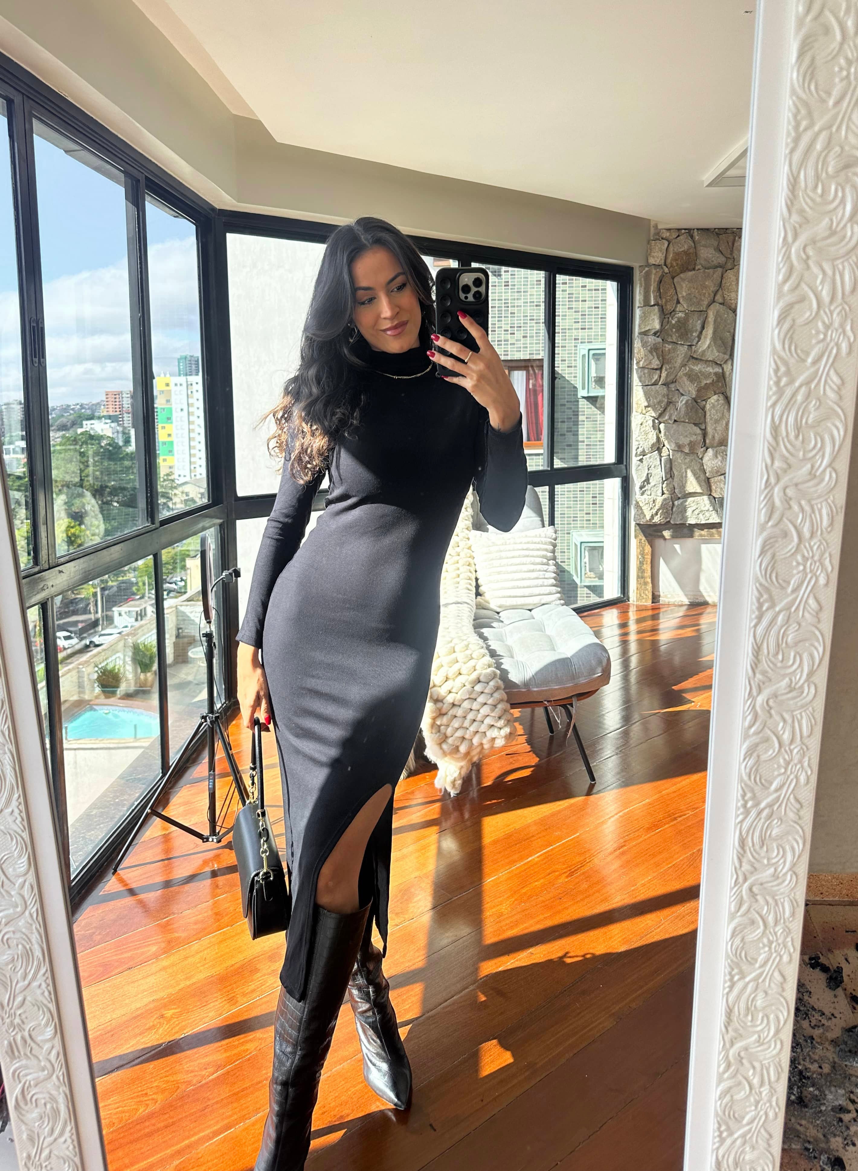 Vestido Midi Sabrine Preto