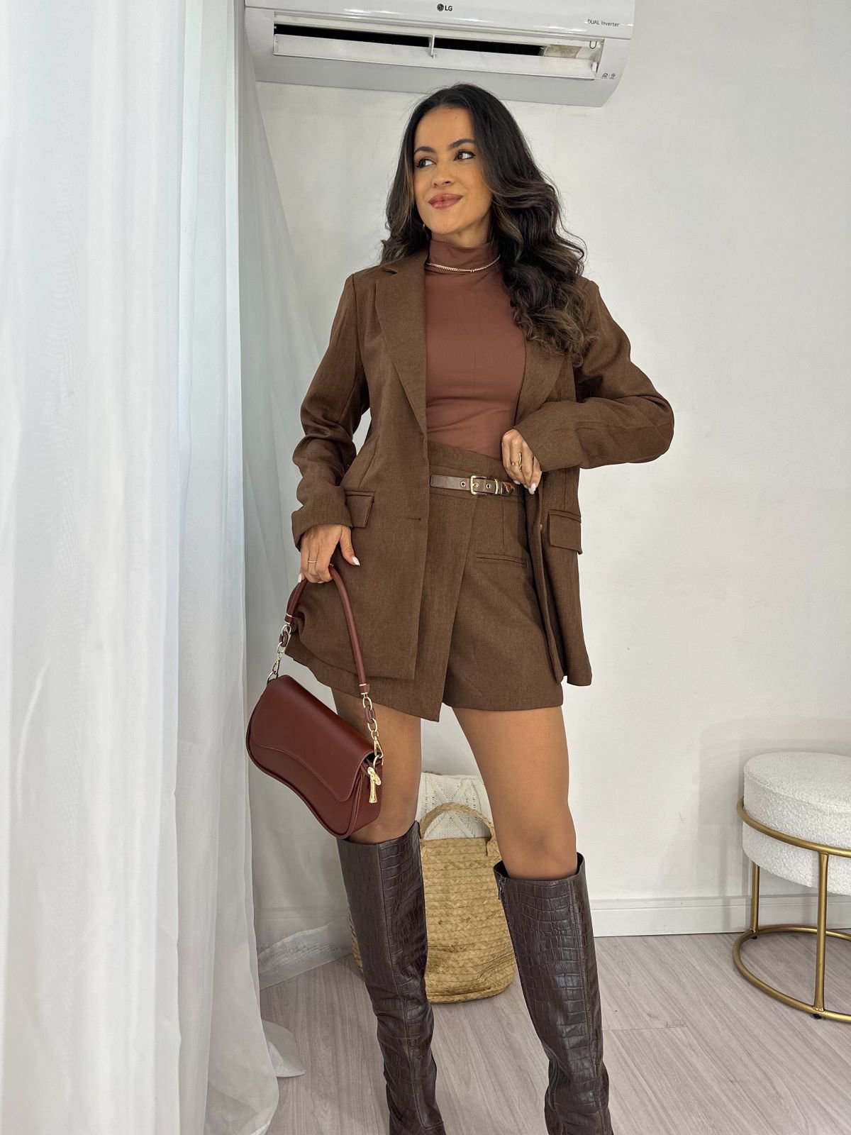 Conjunto Short Saia e Blazer marrom Sammy