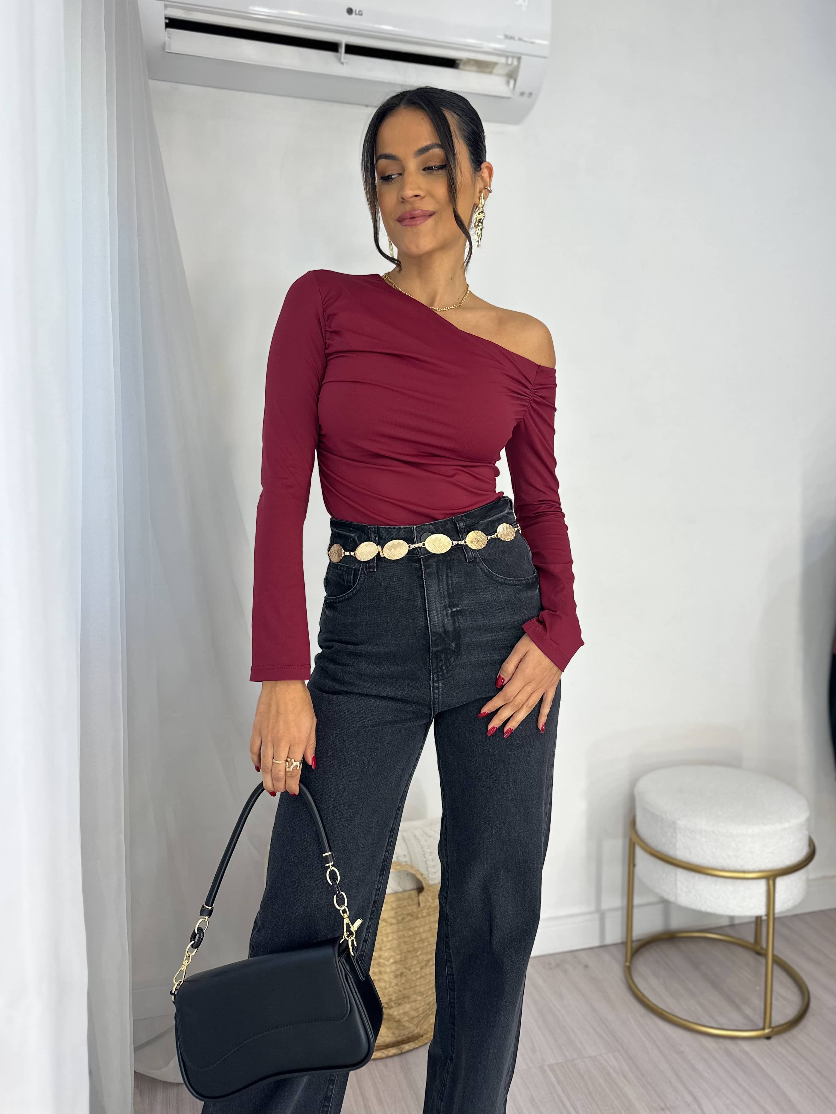 Blusa Ombro a Ombro Thaly Vinho