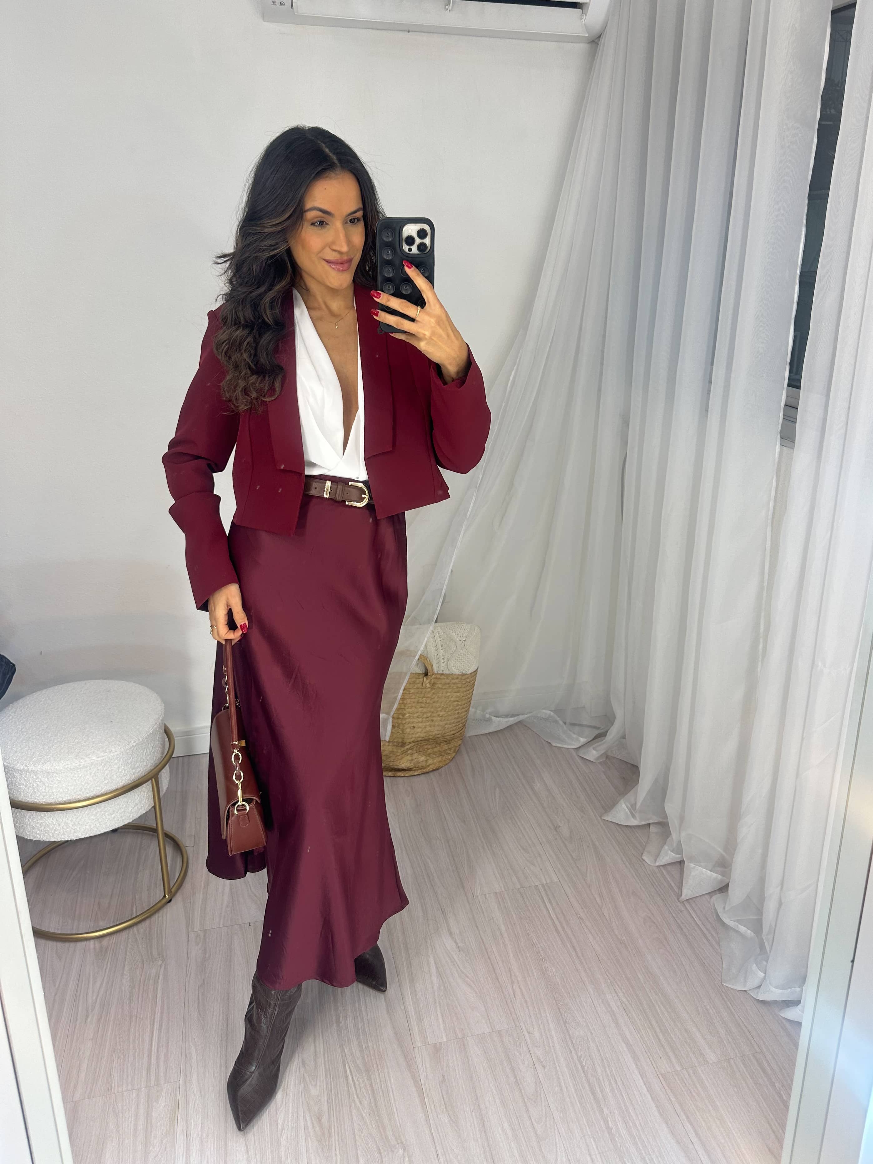 Saia Acetinada Vinho Velma