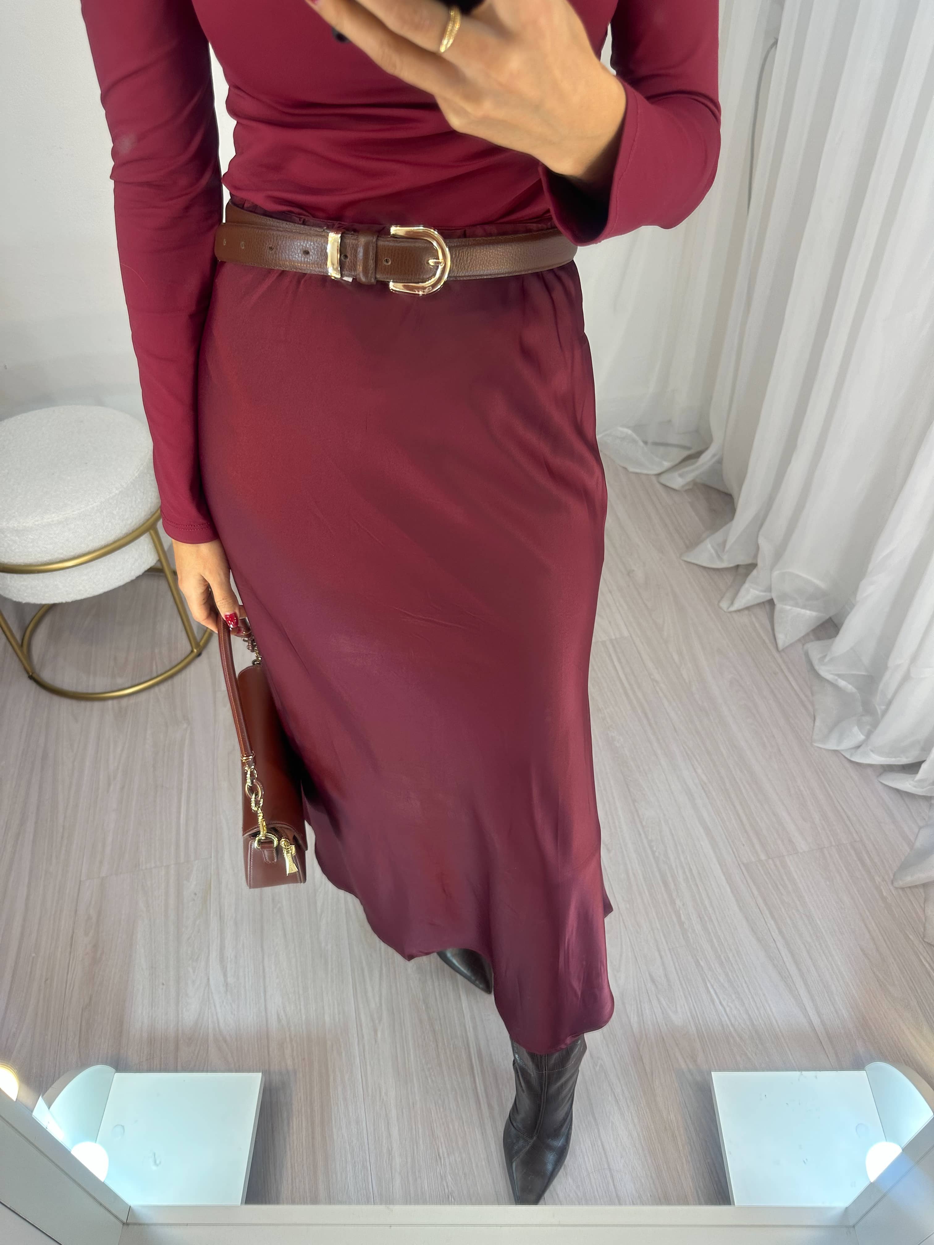 Saia Acetinada Vinho Velma