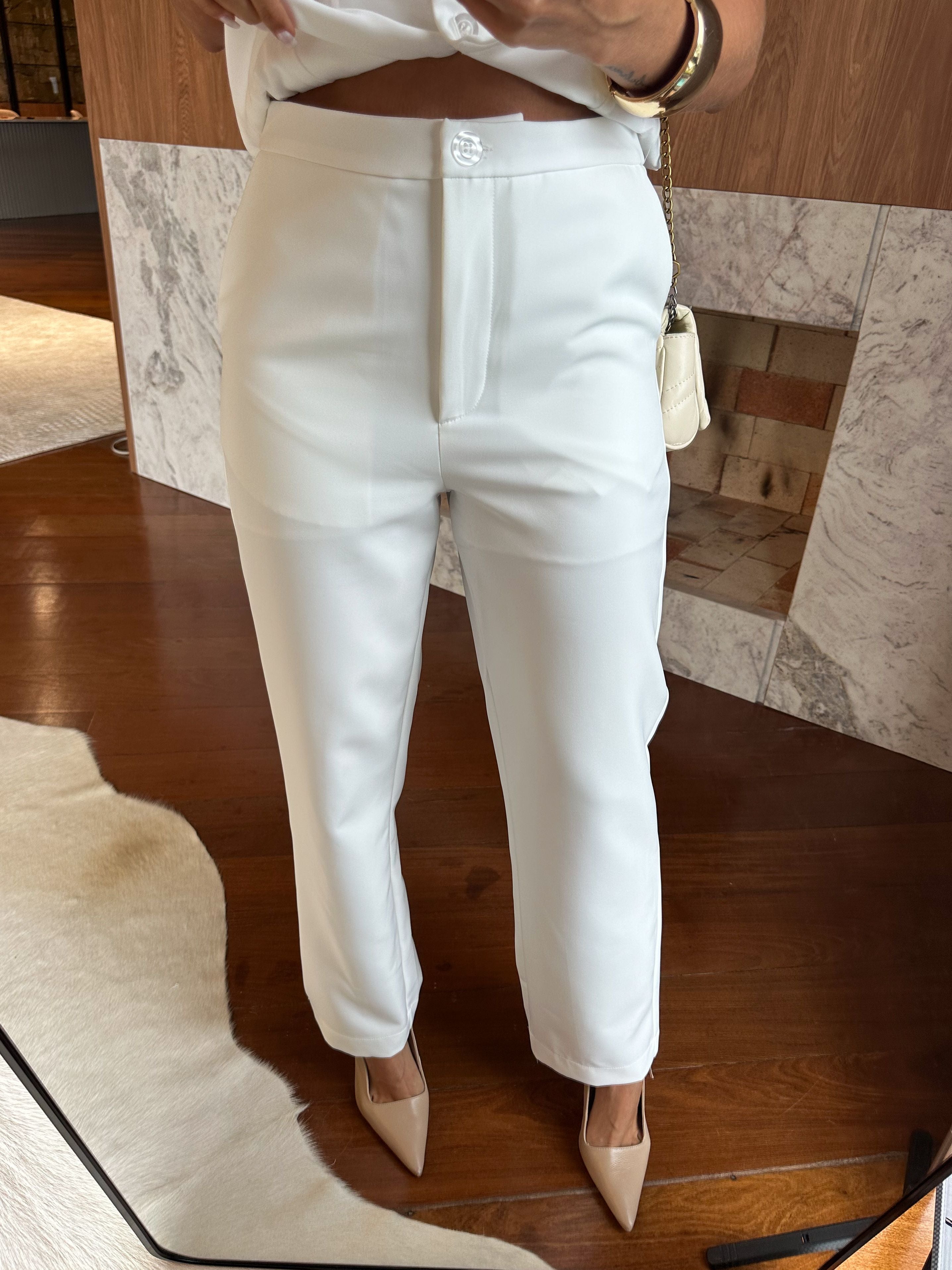 Conjunto Alfaiataria Off Babi