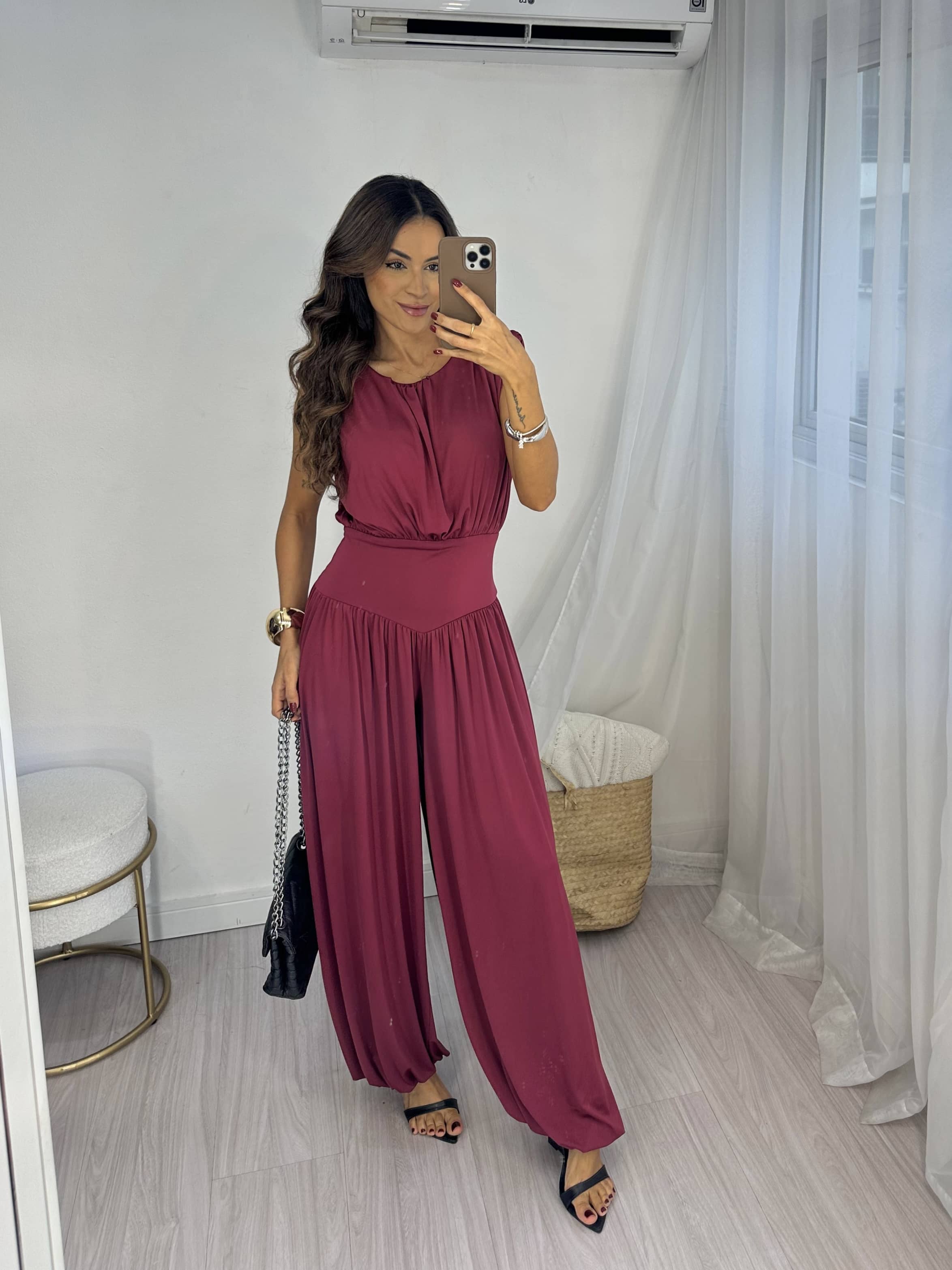 Macacão Vinho Nubia