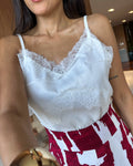 Blusa Acetinada Off Selena