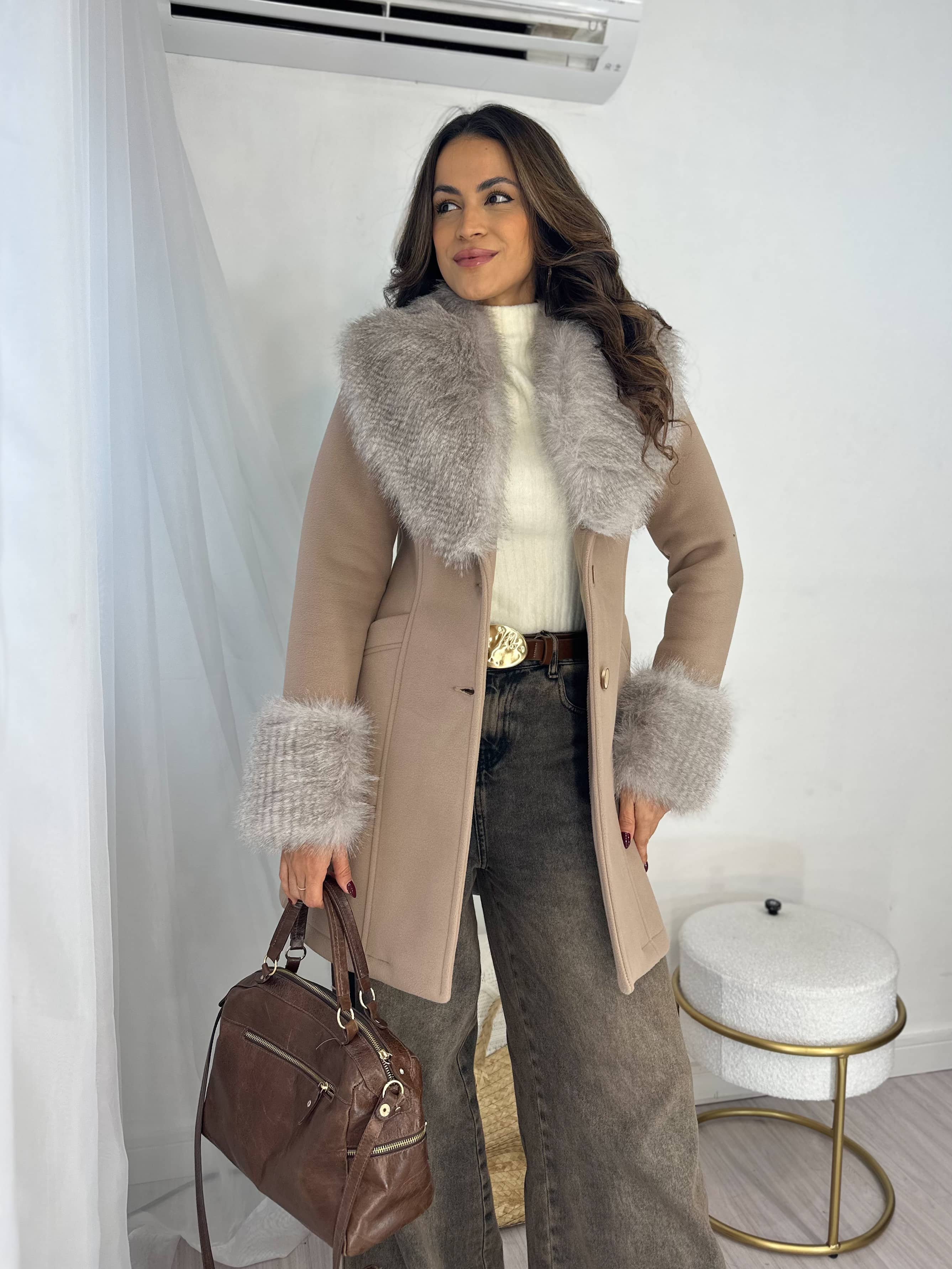 Casaco Ultra Premium Térmico Gola Pele Madrid Nude