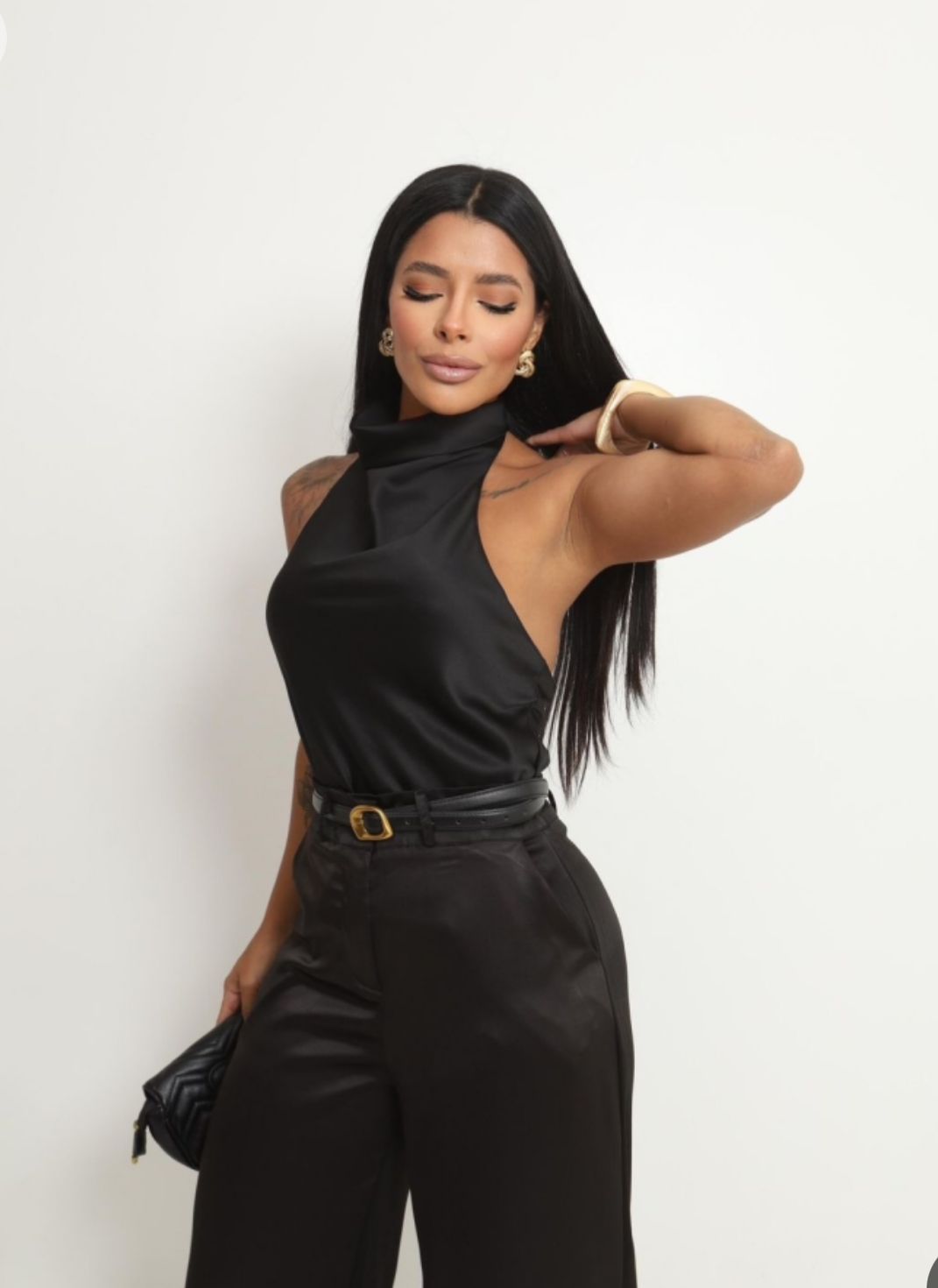 Blusa Preta Acetinada Zara