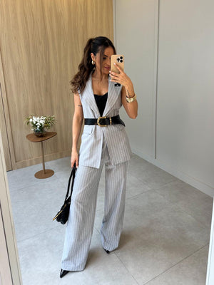 Conjunto Risca de Giz Cinza Lais