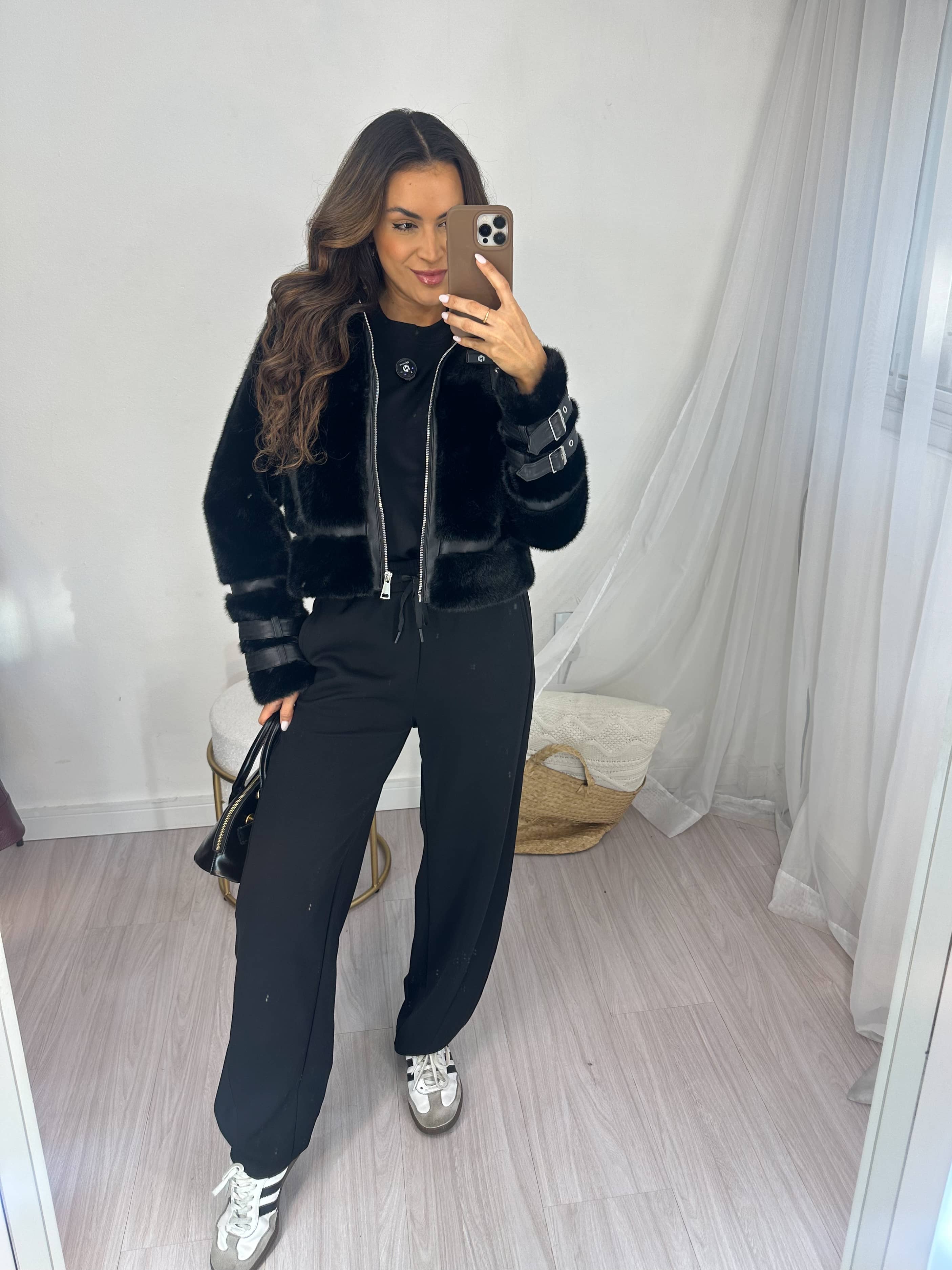 Conjunto Moletom Preto Milena