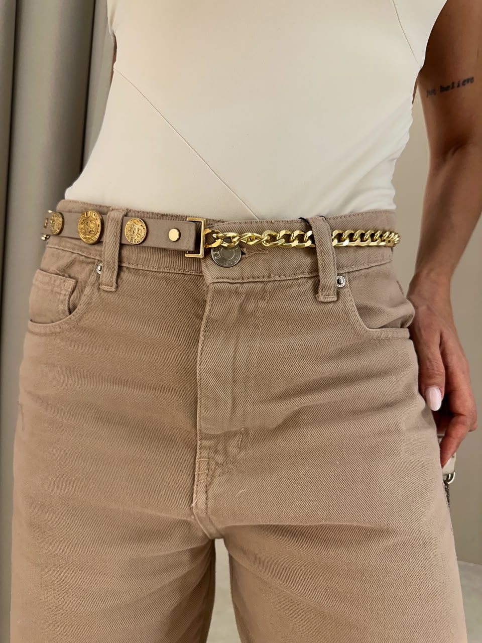 Cinto Nude com Corrente Jaz