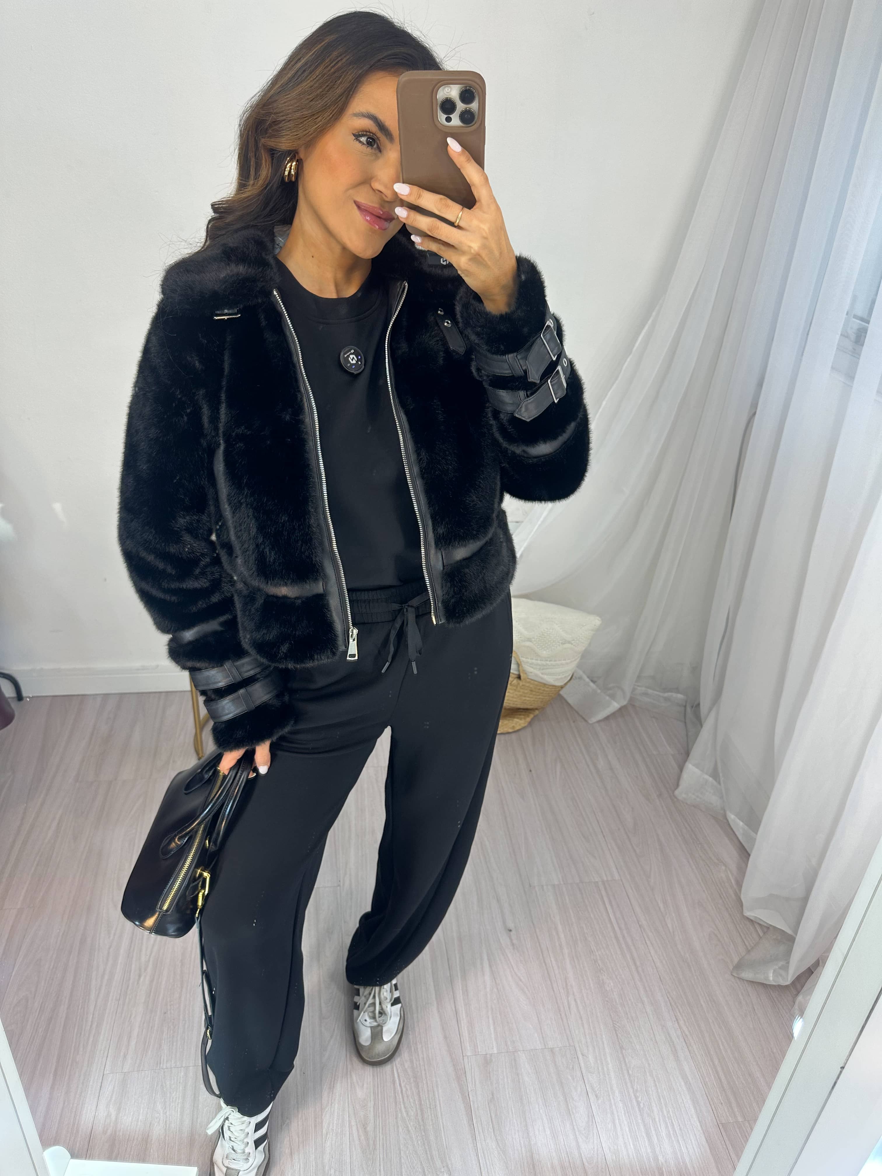Conjunto Moletom Preto Milena