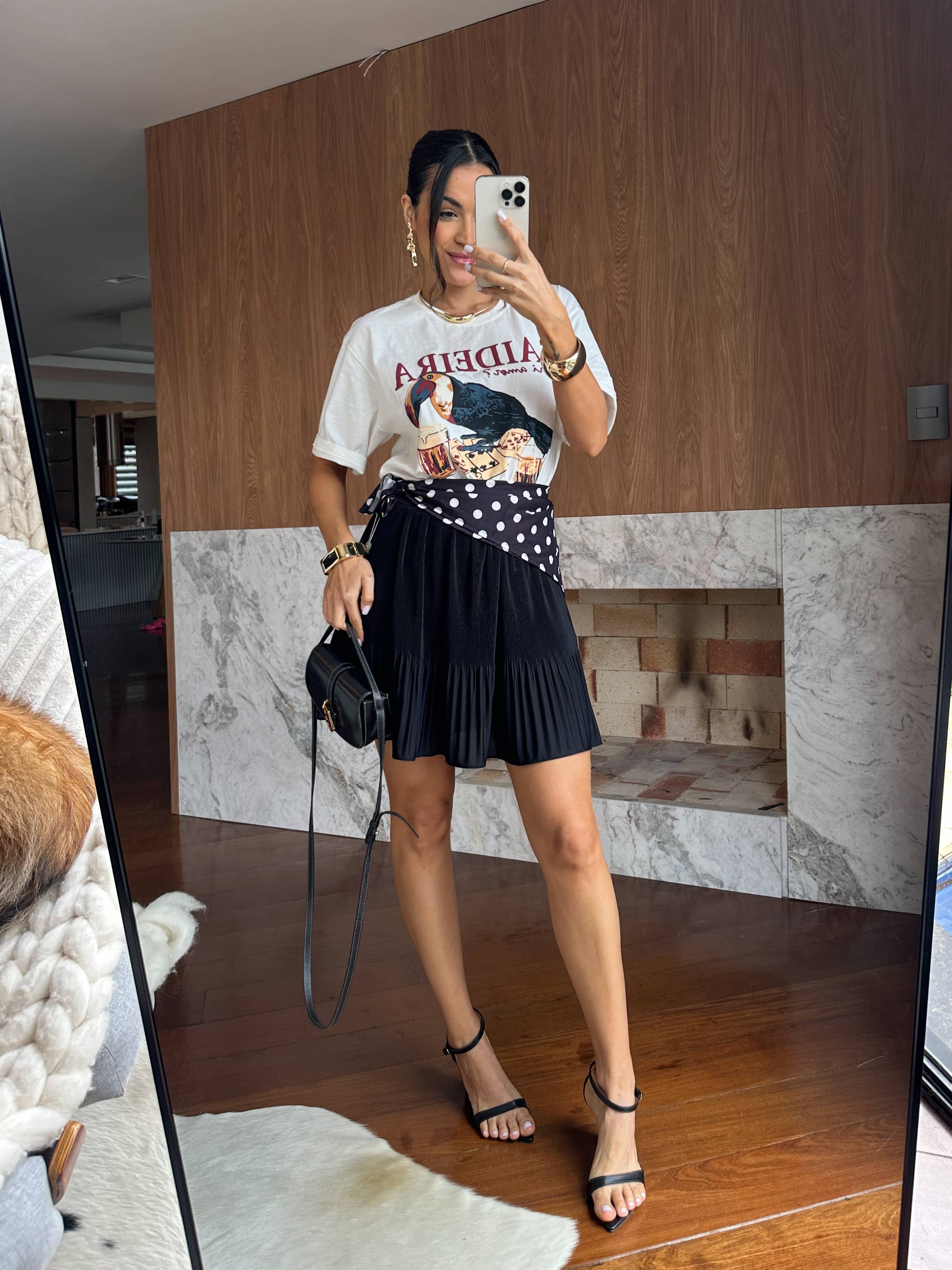 Saia Plissada Preta Juju