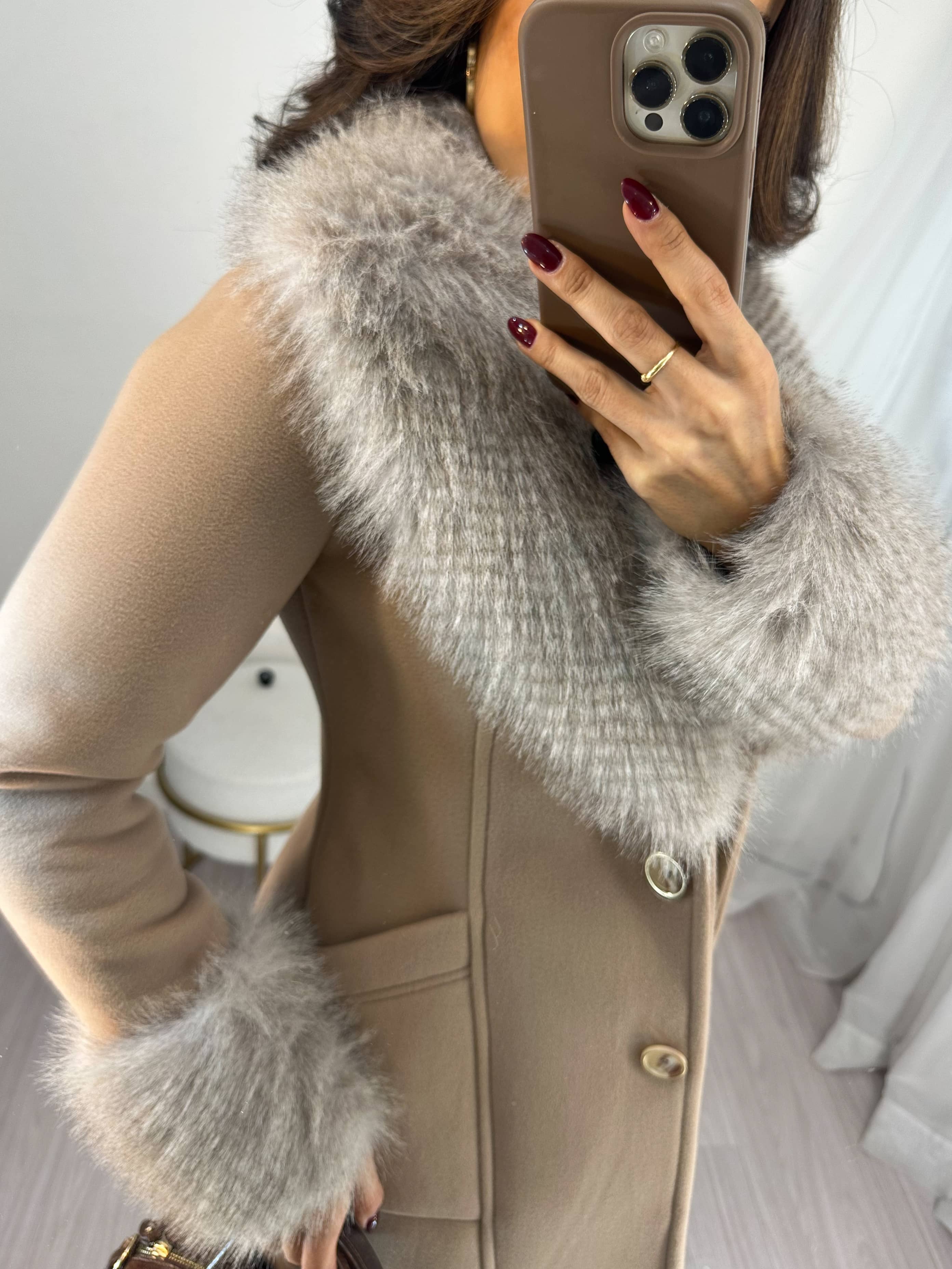 Casaco Ultra Premium Térmico Gola Pele Madrid Nude