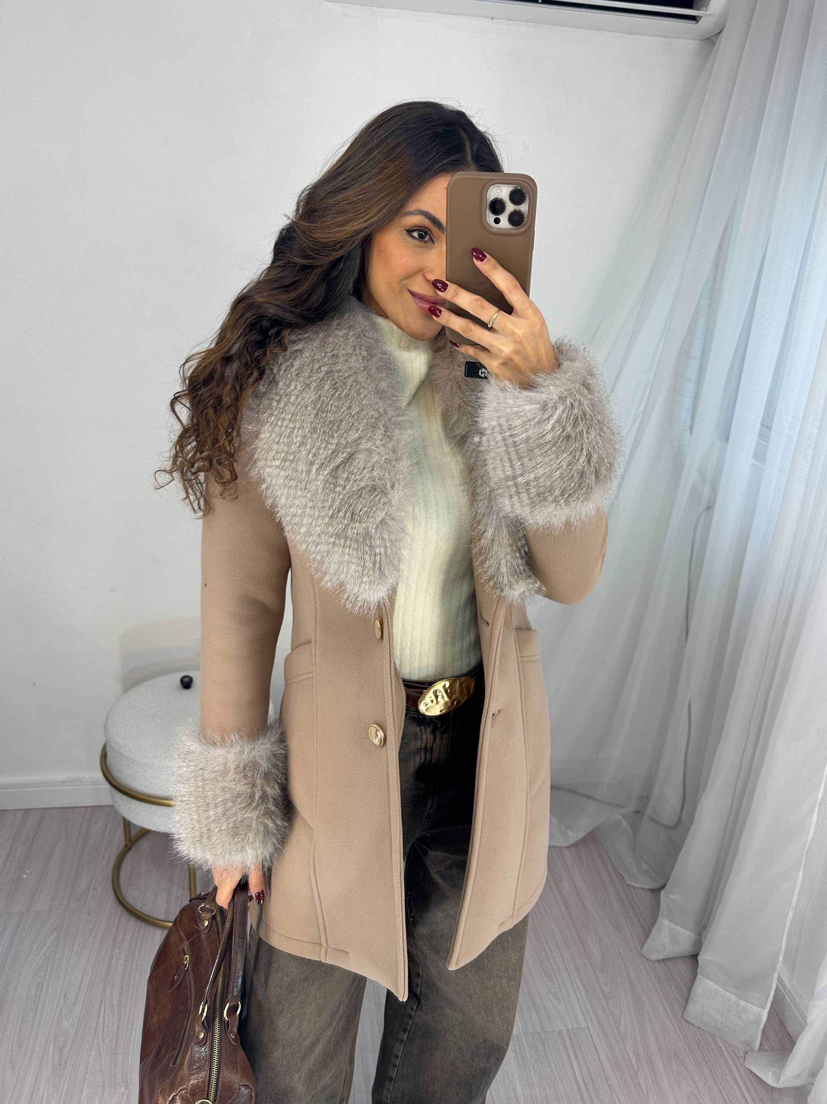 Casaco Ultra Premium Térmico Gola Pele Madrid Nude