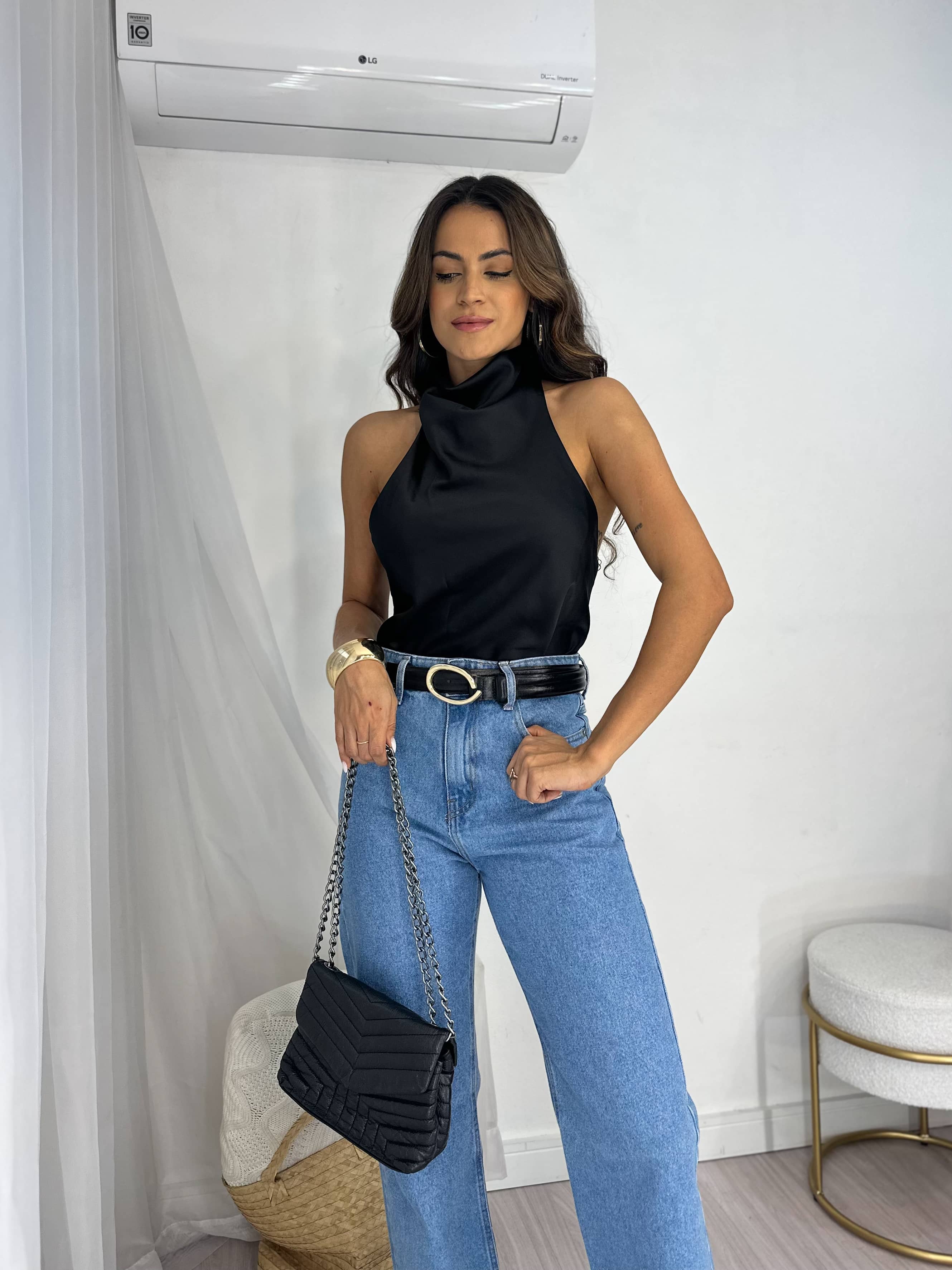 Blusa Preta Acetinada Zara