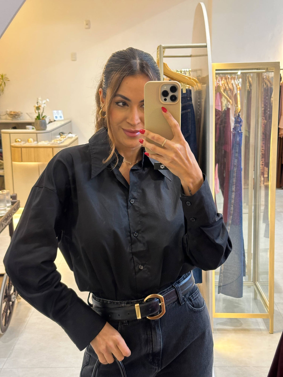 Camisa Alfaiataria Preta Lidia