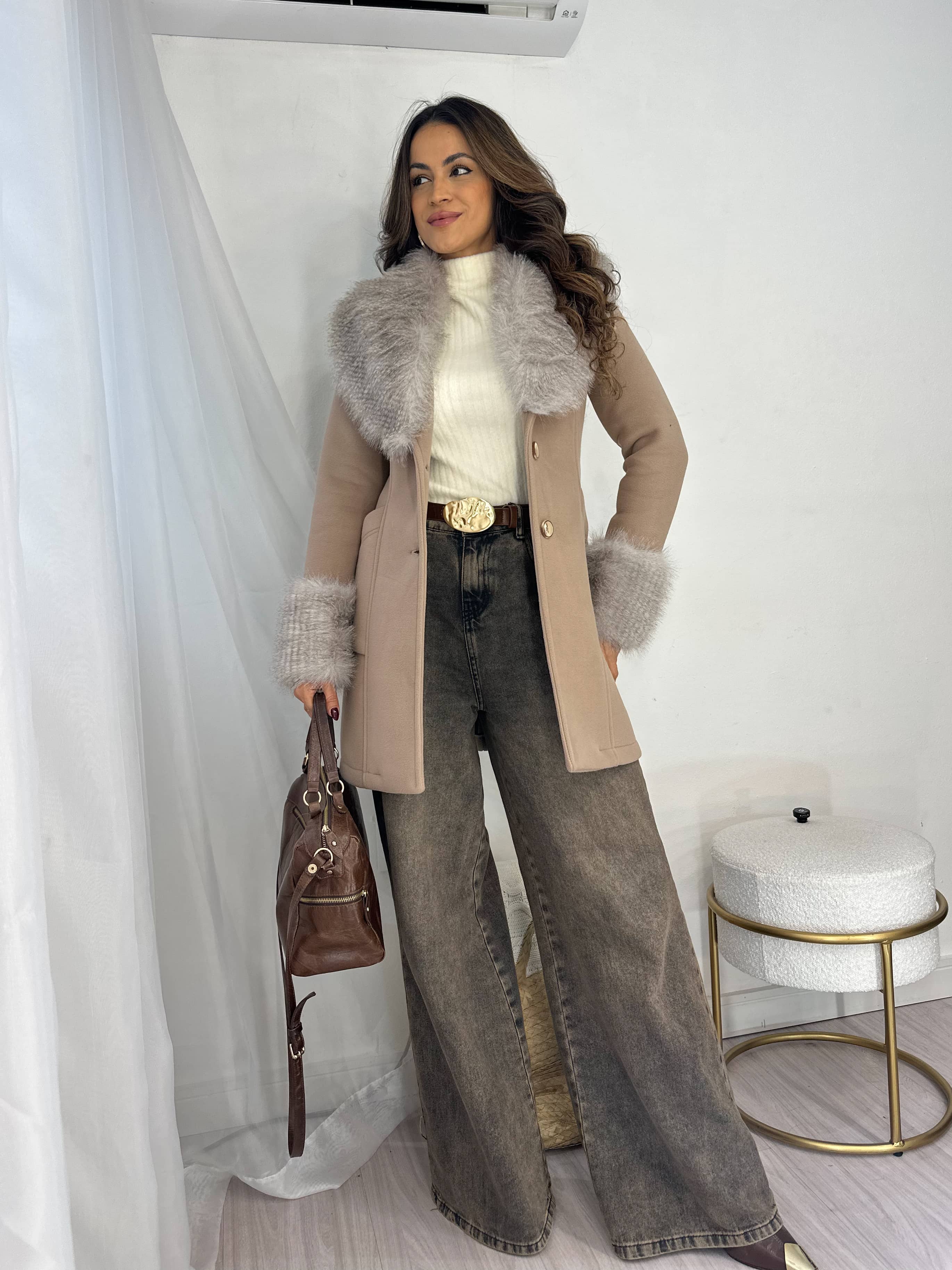 Casaco Ultra Premium Térmico Gola Pele Madrid Nude