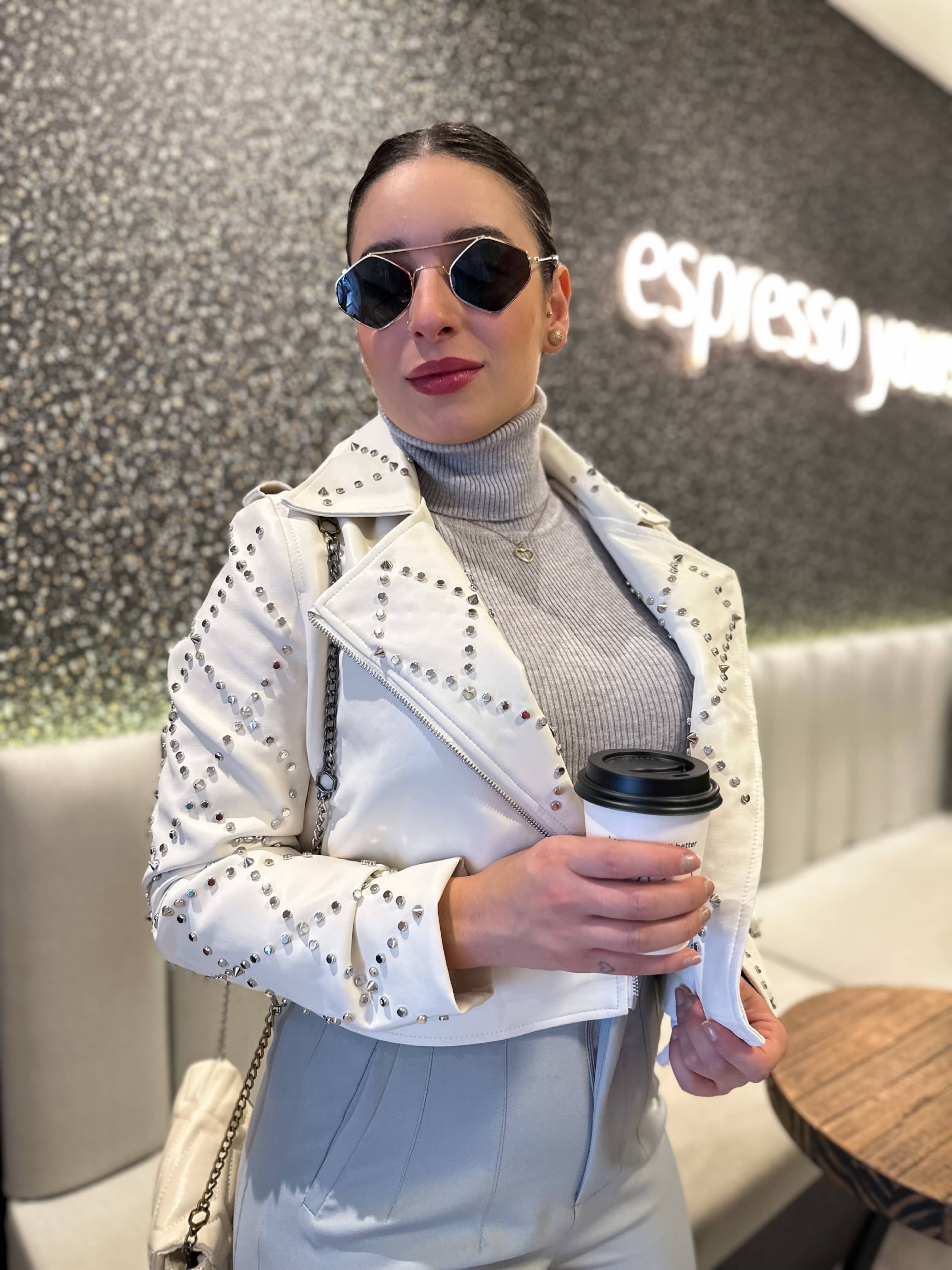 Jaqueta PU Rebites Babi