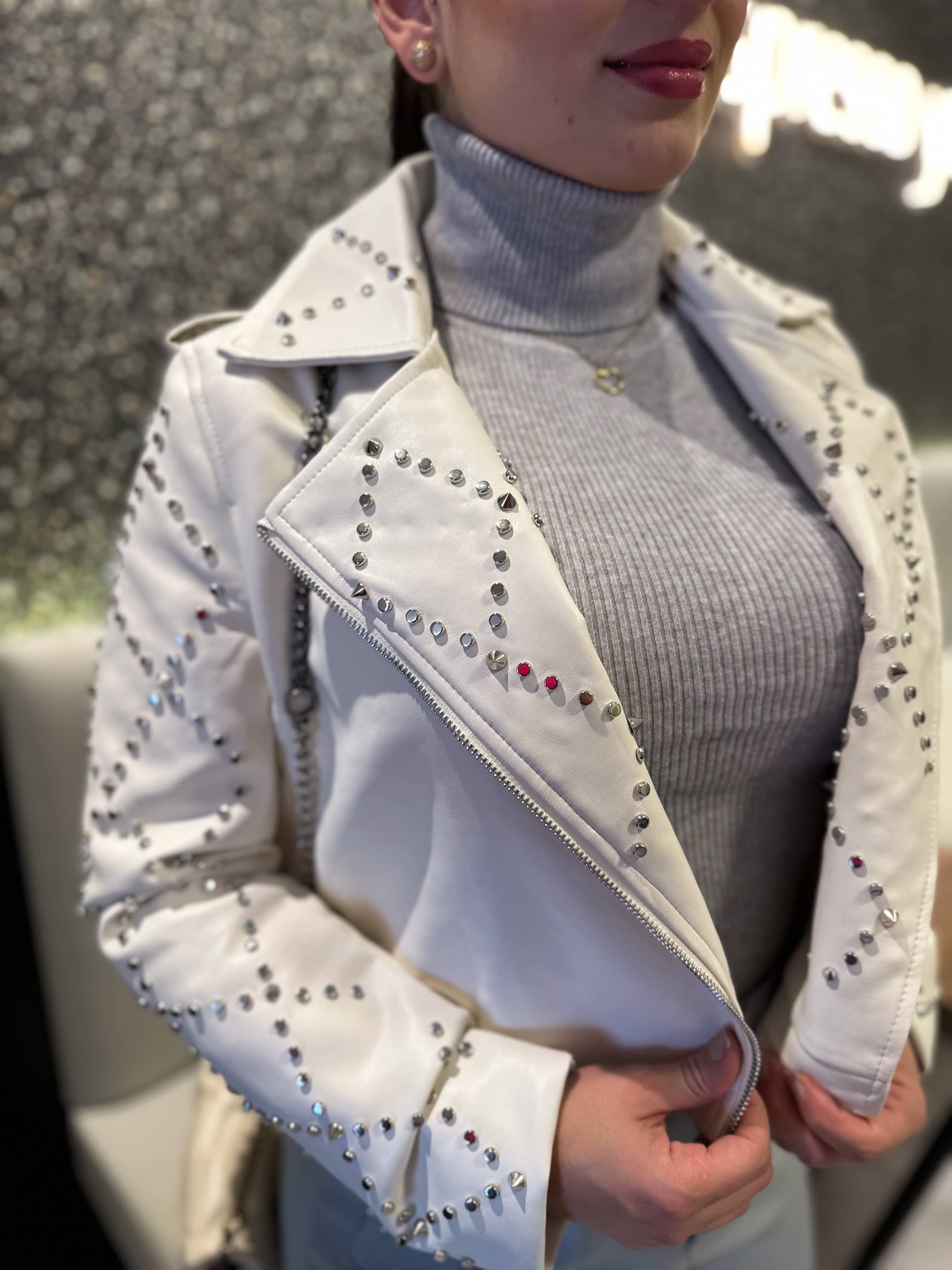 Jaqueta PU Rebites Babi