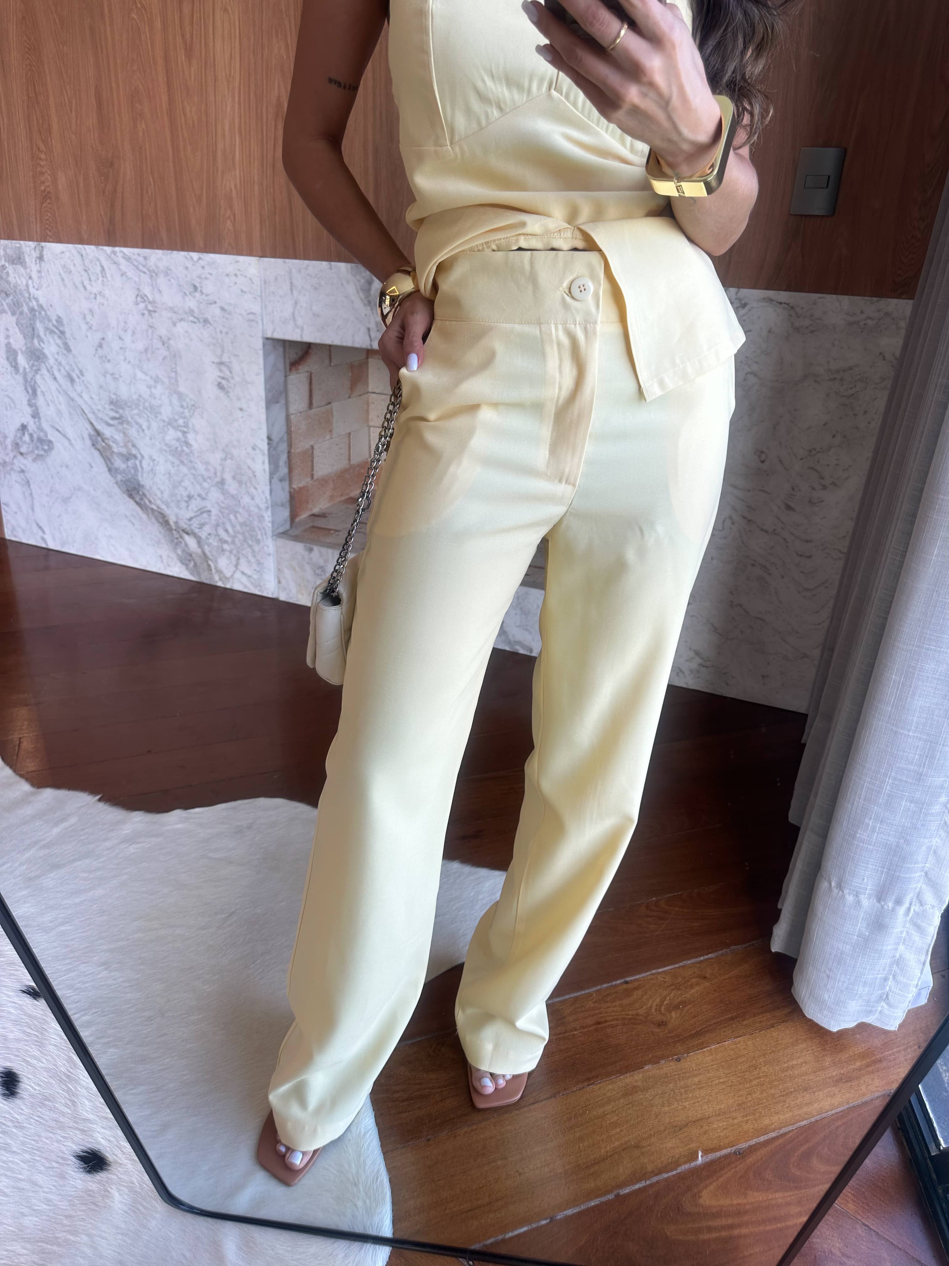 Conjunto Amarelo Manteiga Jana