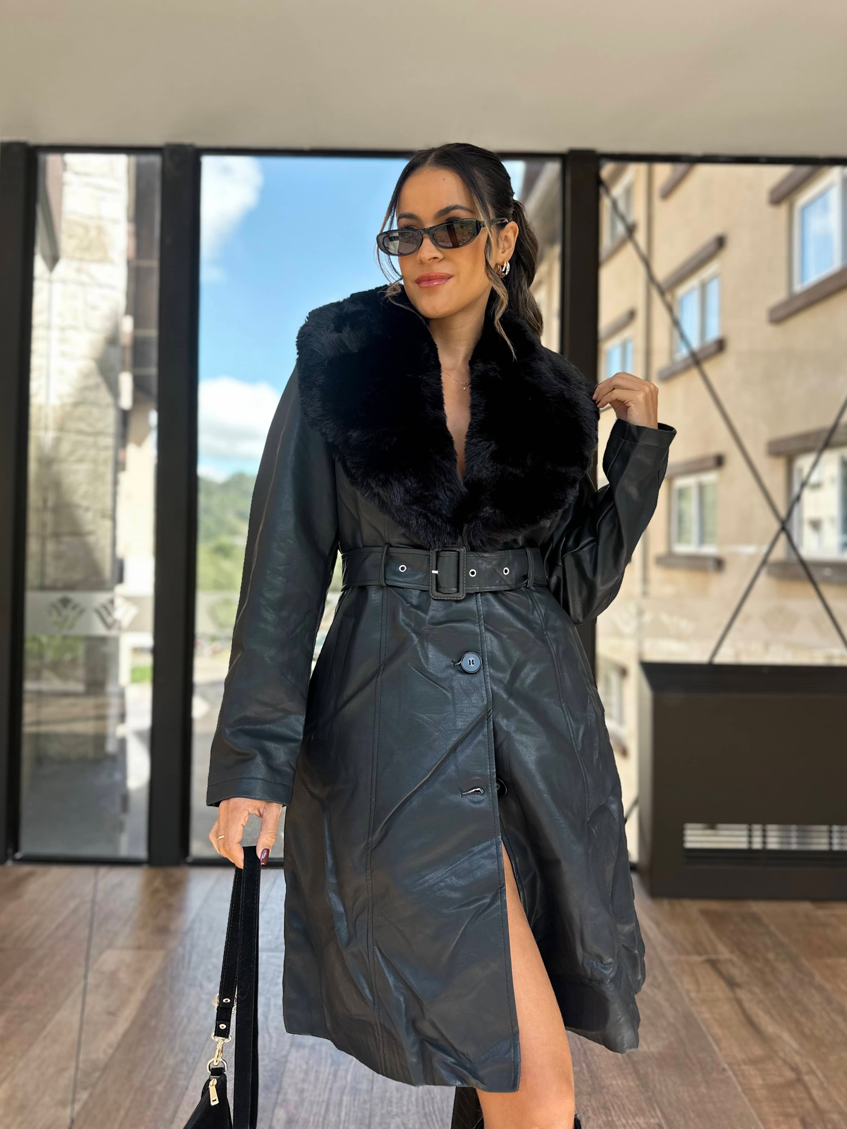 Trench Coat Preto Canadá