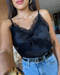 Blusa Acetinada Preta Selena