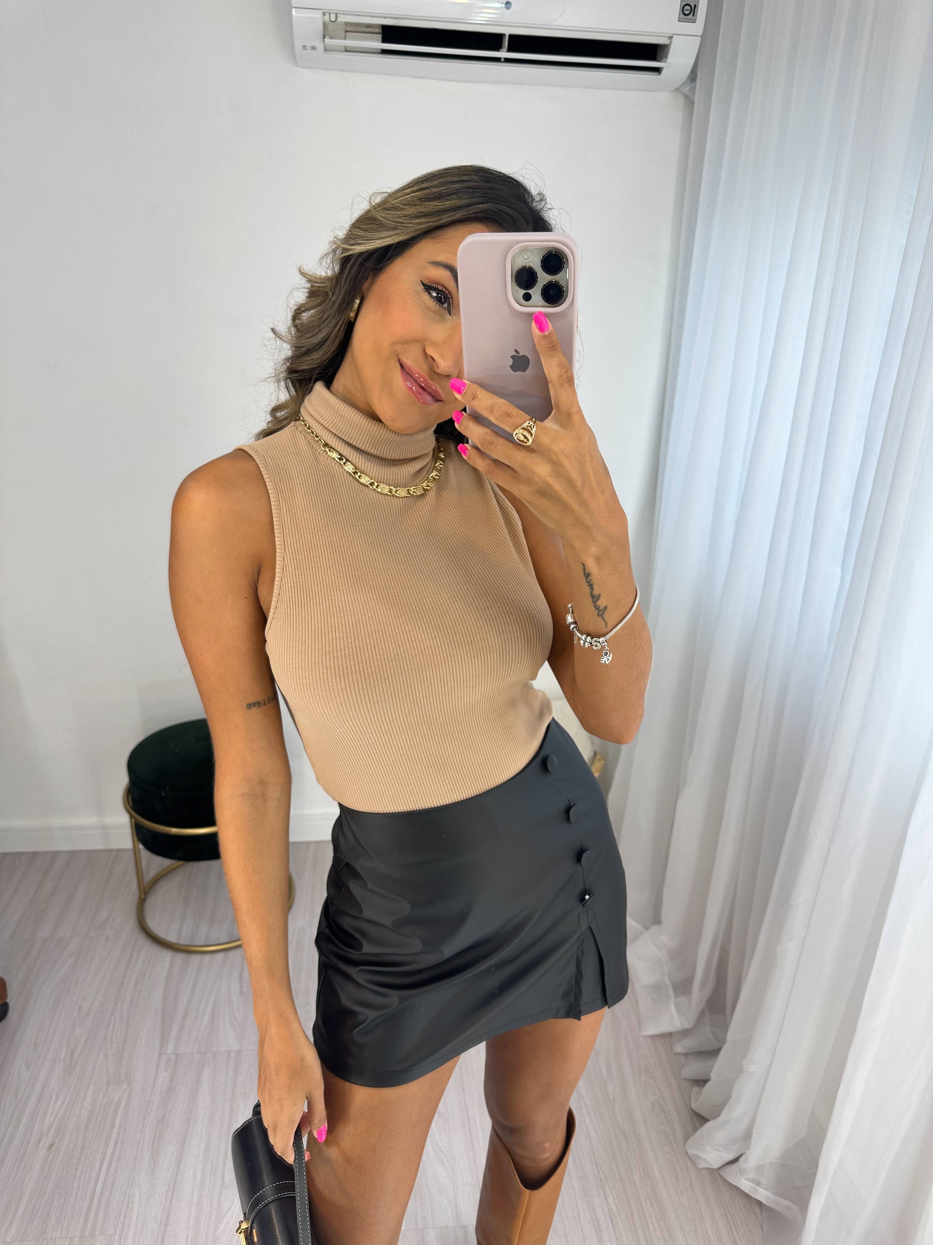 Short Saia Mary