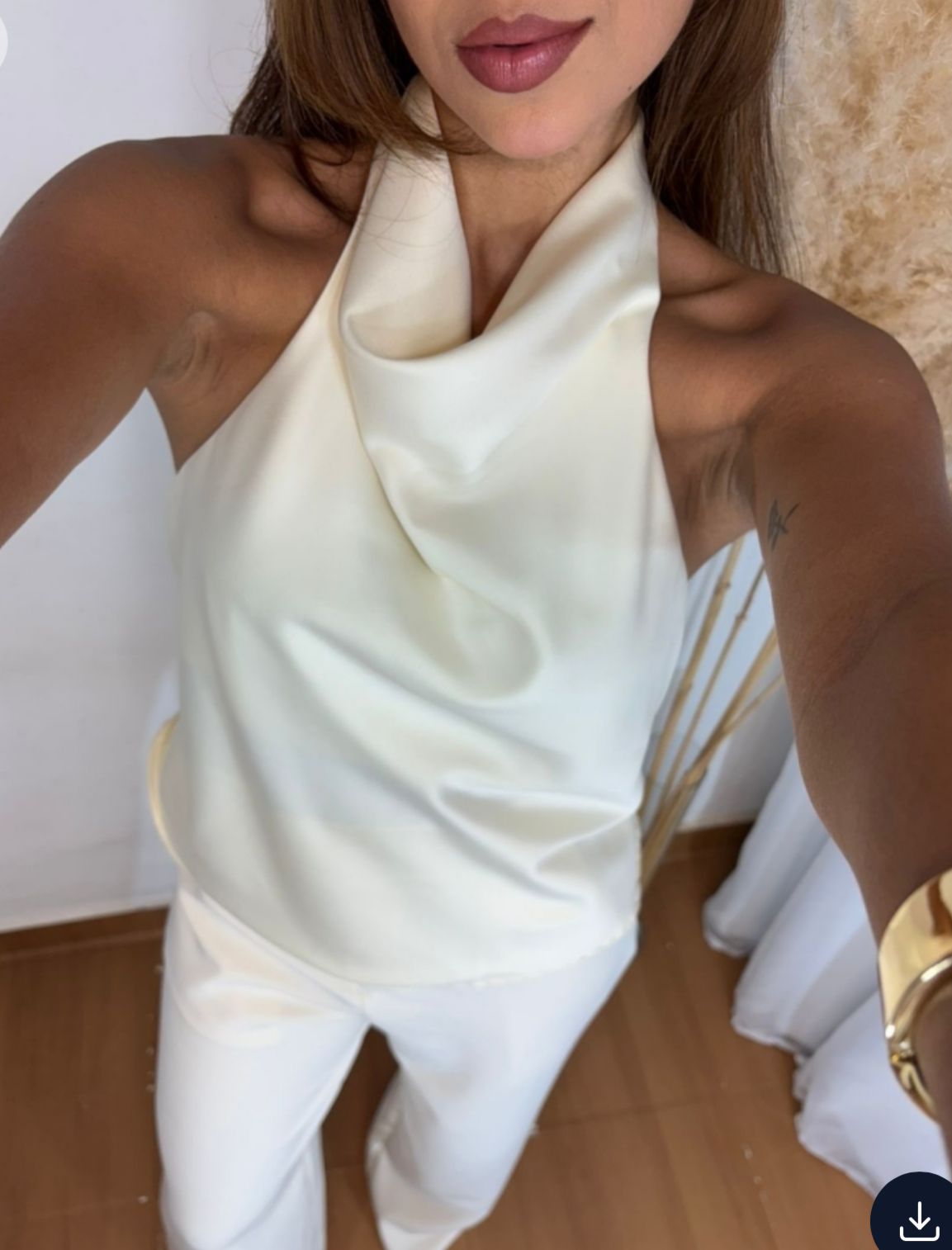 Blusa Acetinada Off Zara
