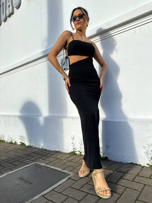 Vestido Midi Preto Kamile