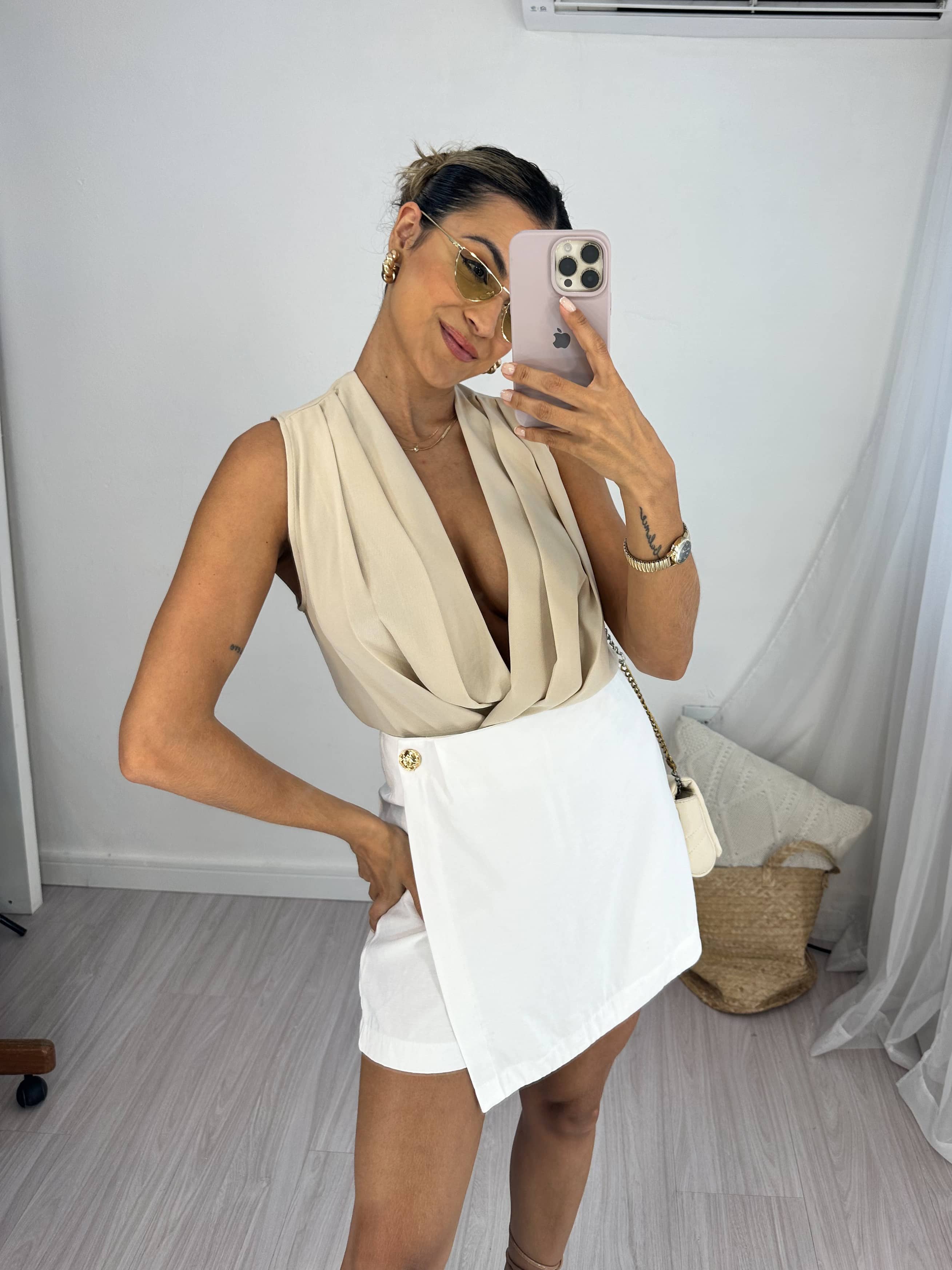 Short Saia Off Larissa