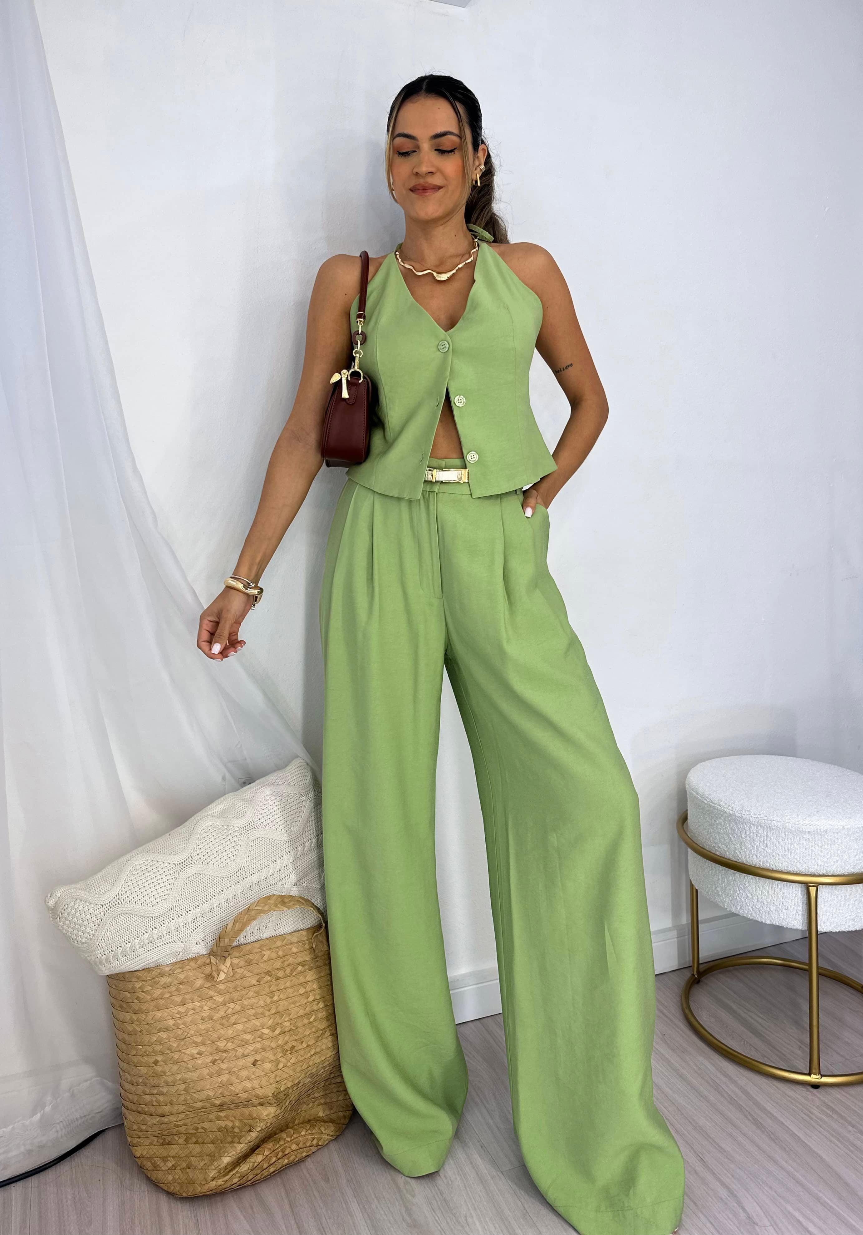 Conjunto Verde Lê-la