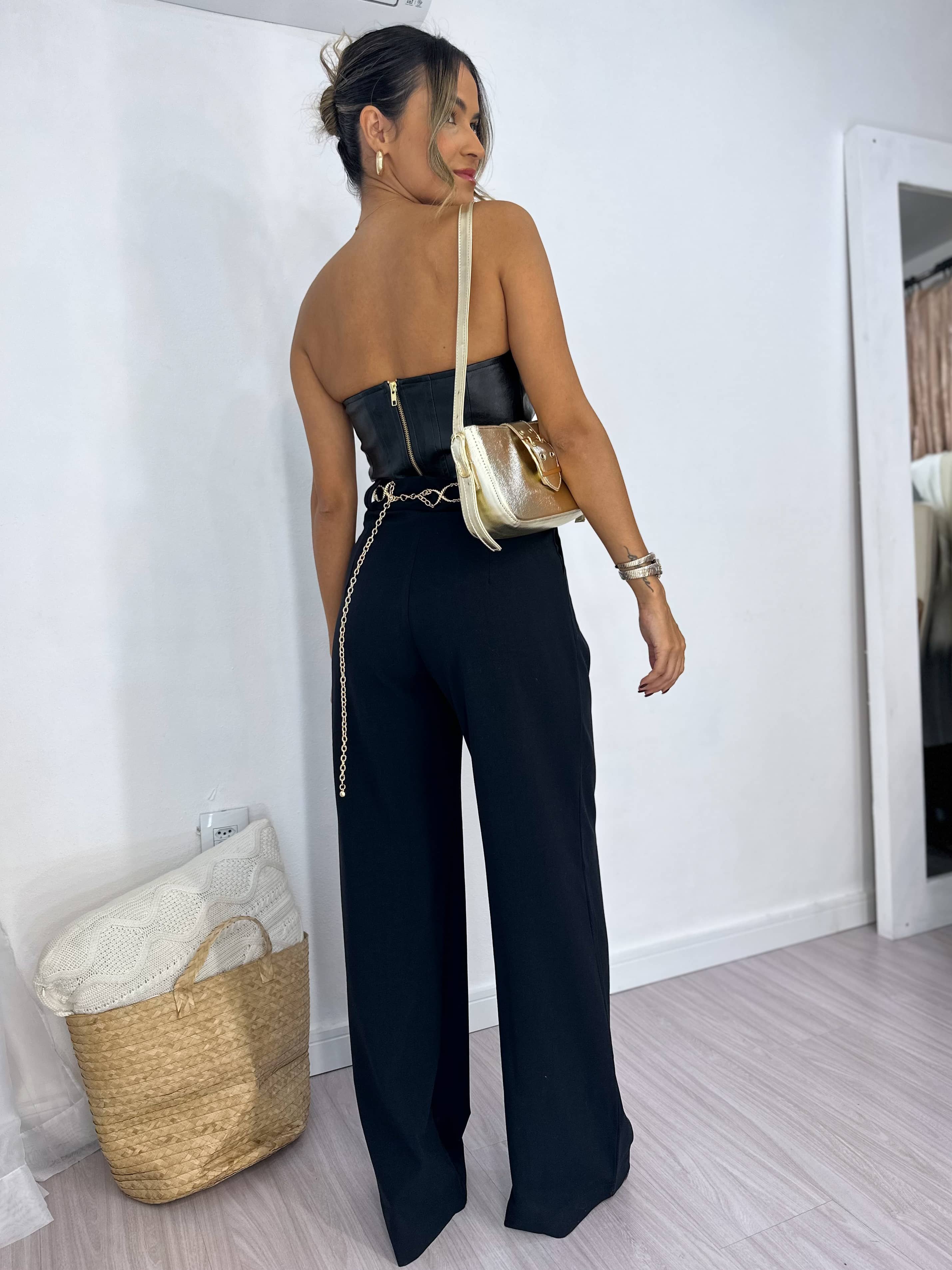 Calça Wide Leg Preta Leoni