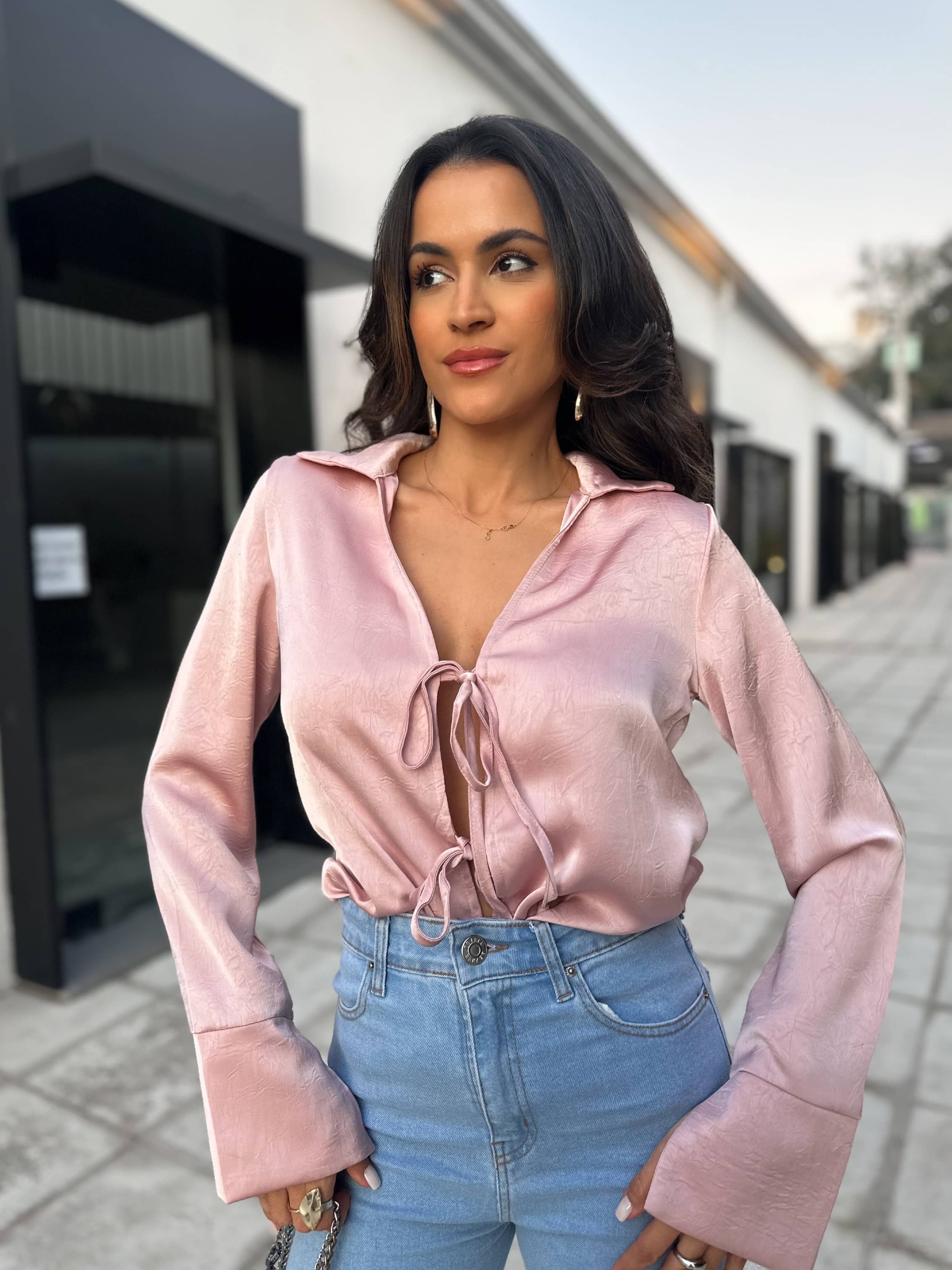 Blusa Acetinada Rosê Lilian