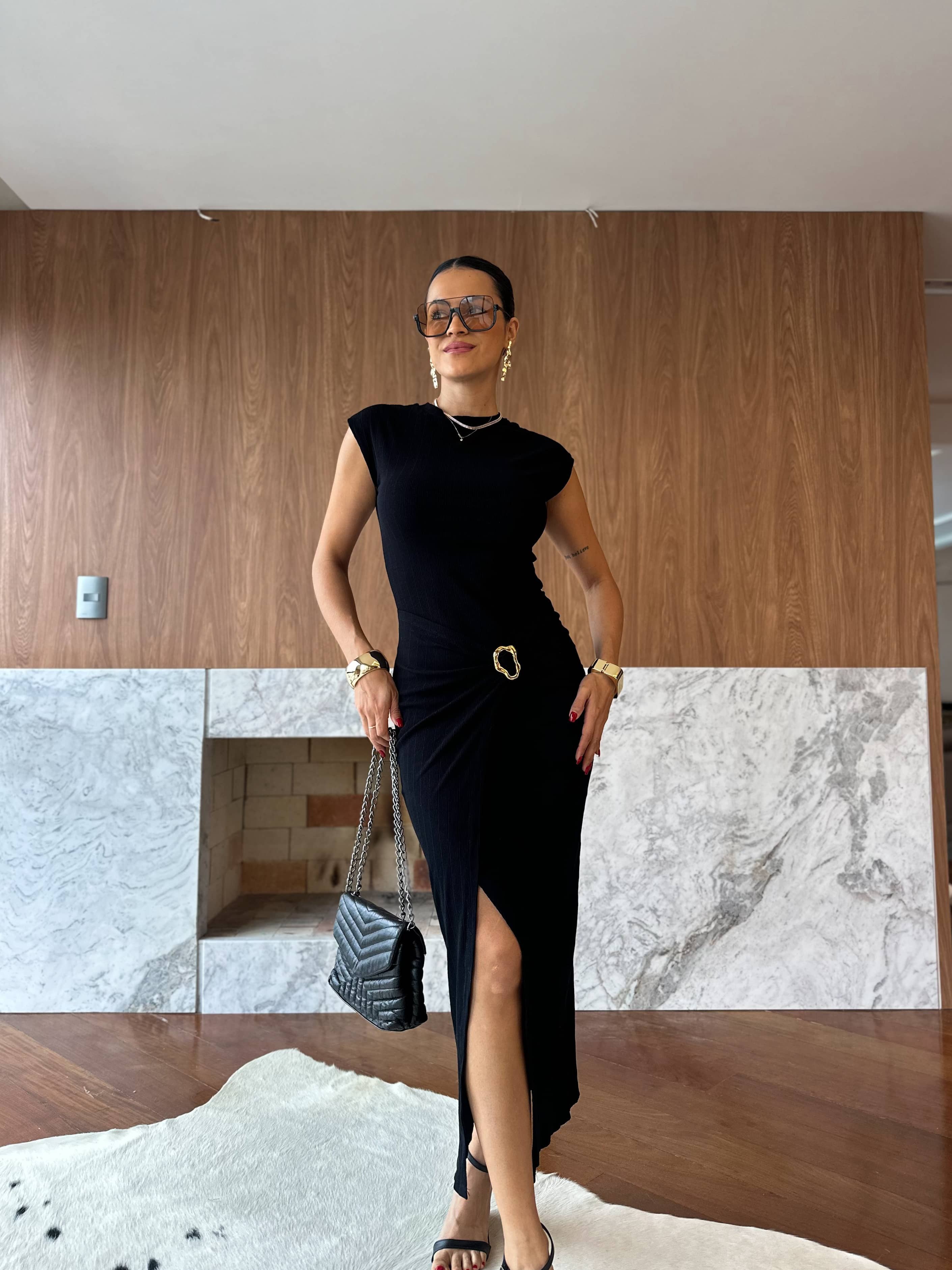 Vestido Midi Preto Luma