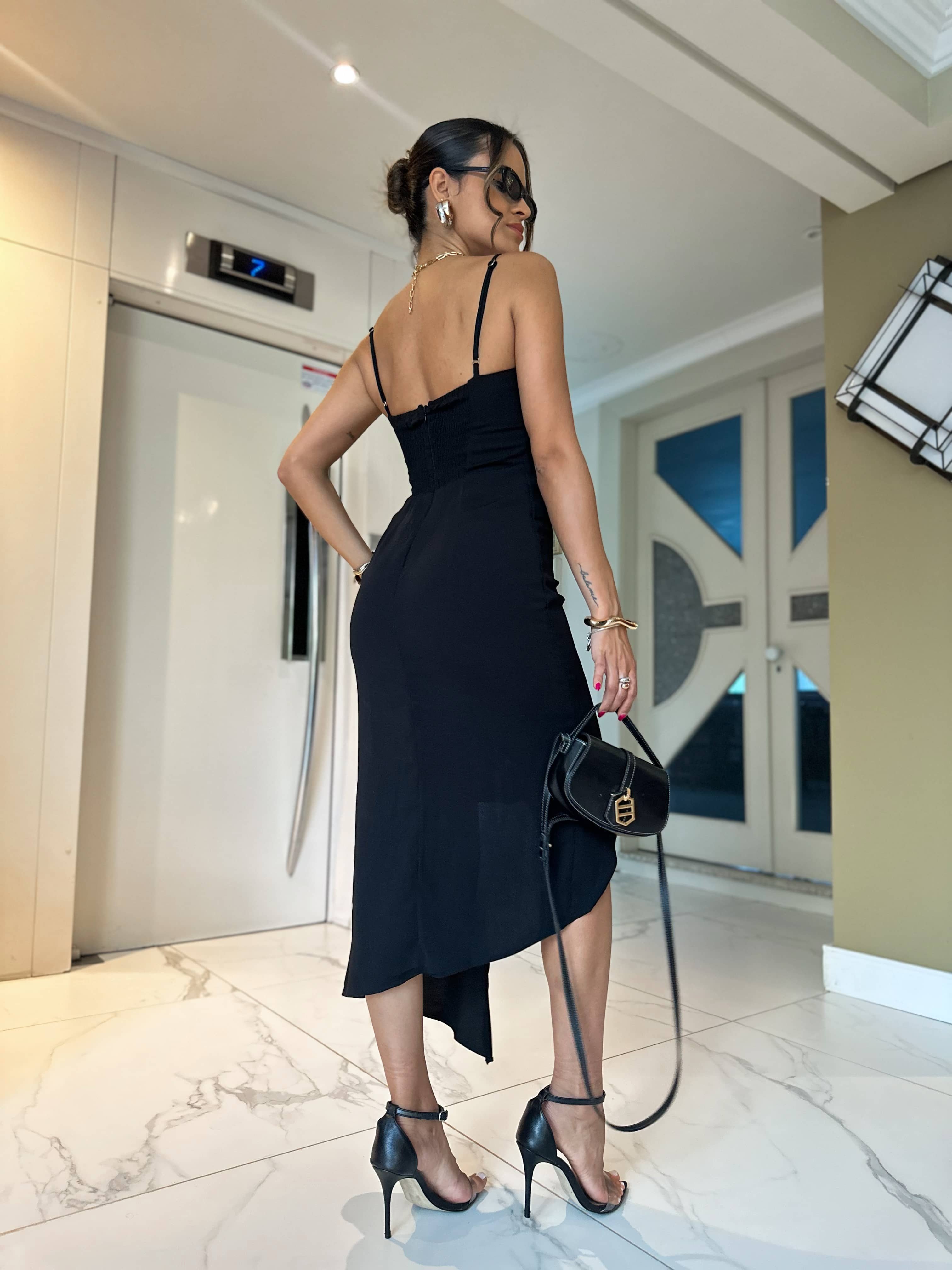 Vestido Preto Midi Maiza