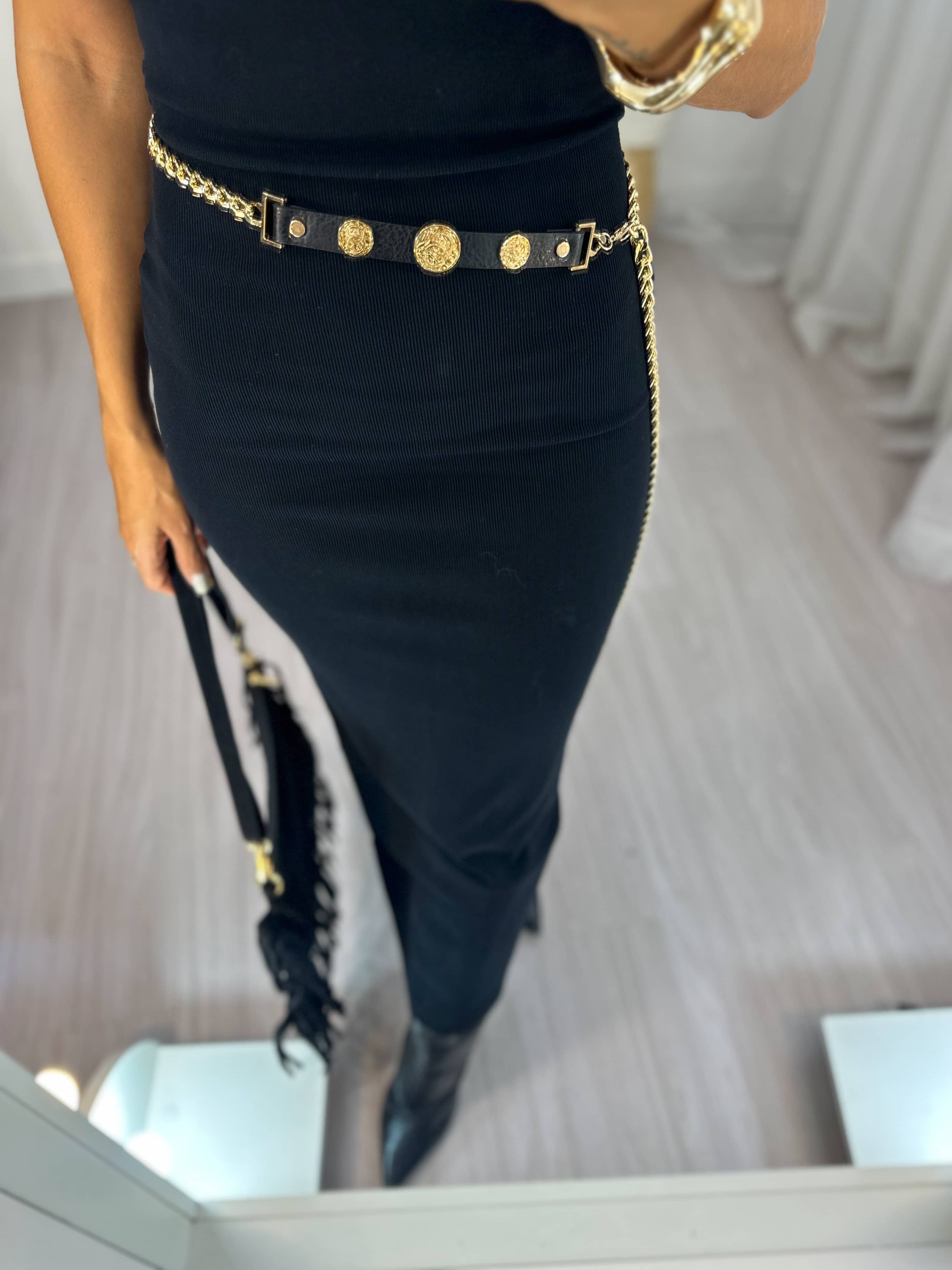Vestido Midi Canelado Preto Merlot