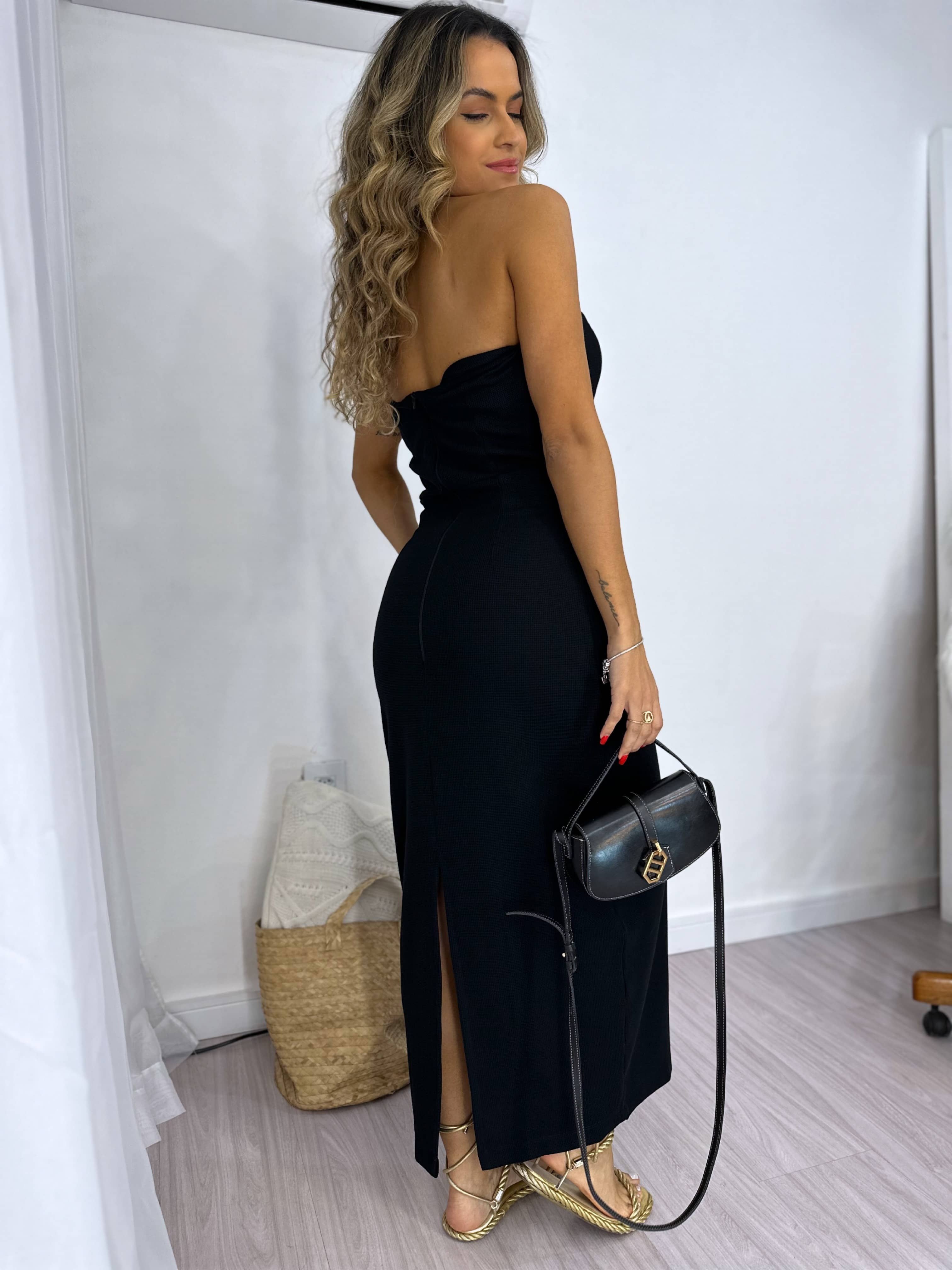 Vestido Naomi Preto