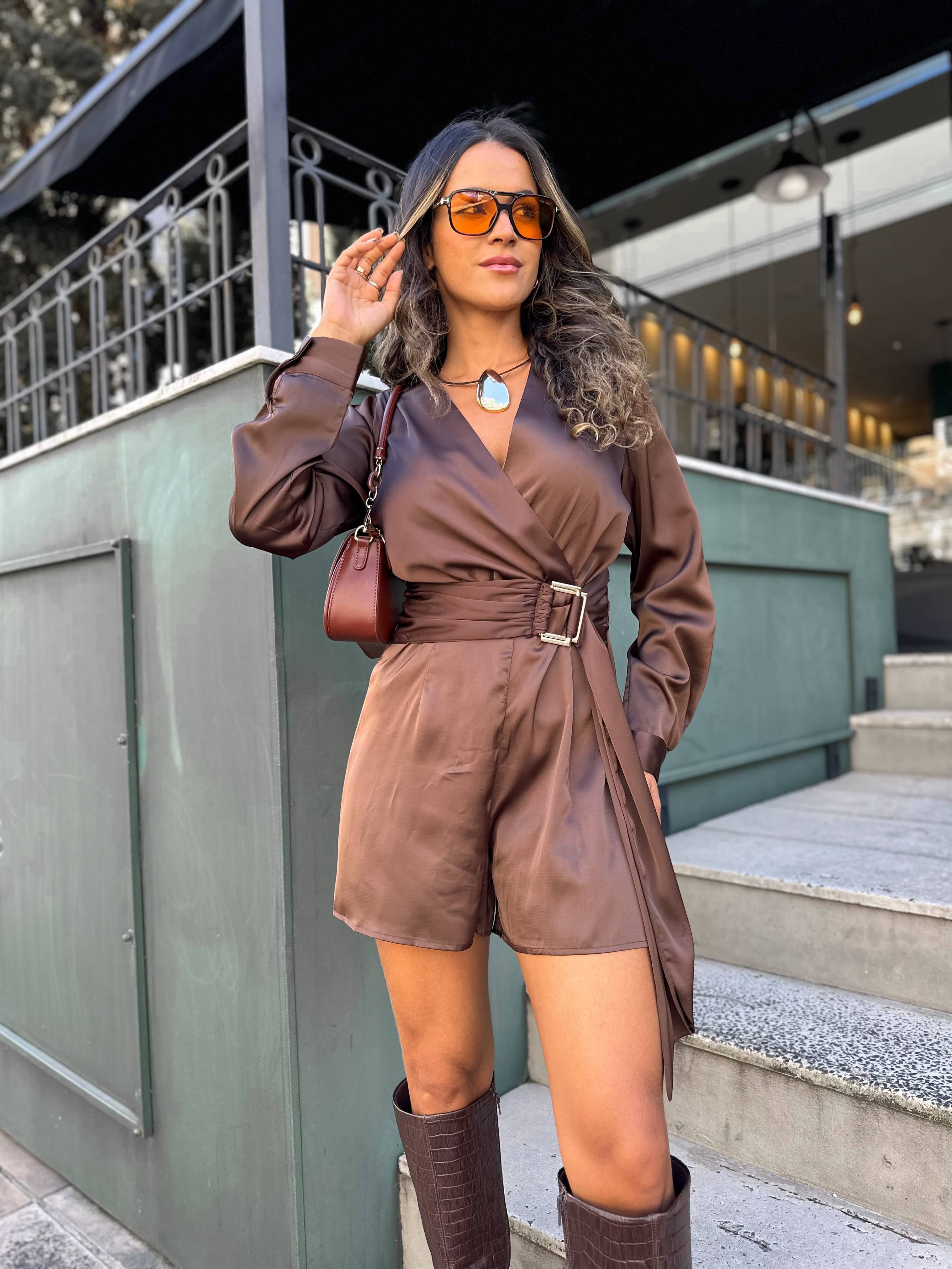 Macaquinho Marrom Olivia