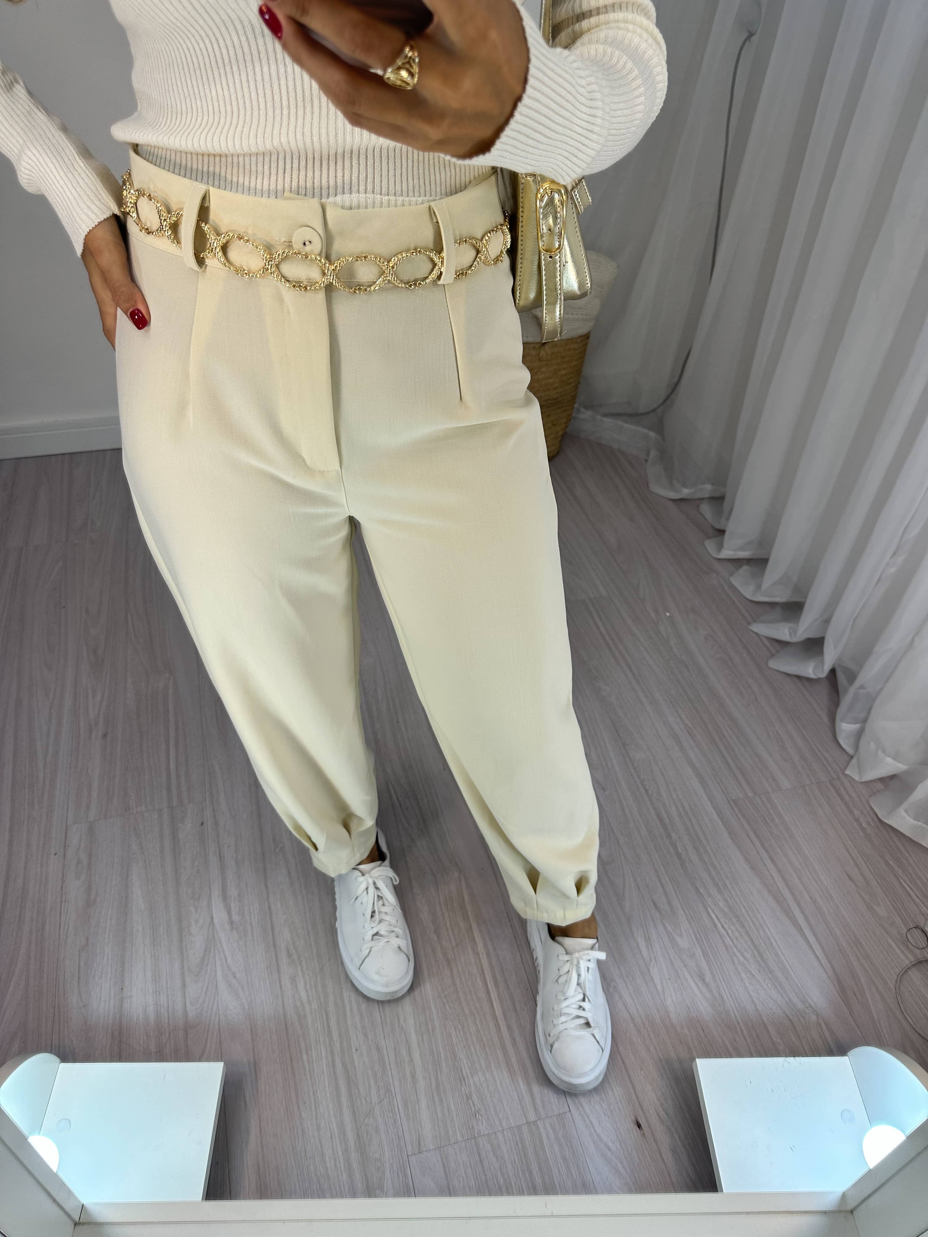 Calça Cenoura Ruty Creme